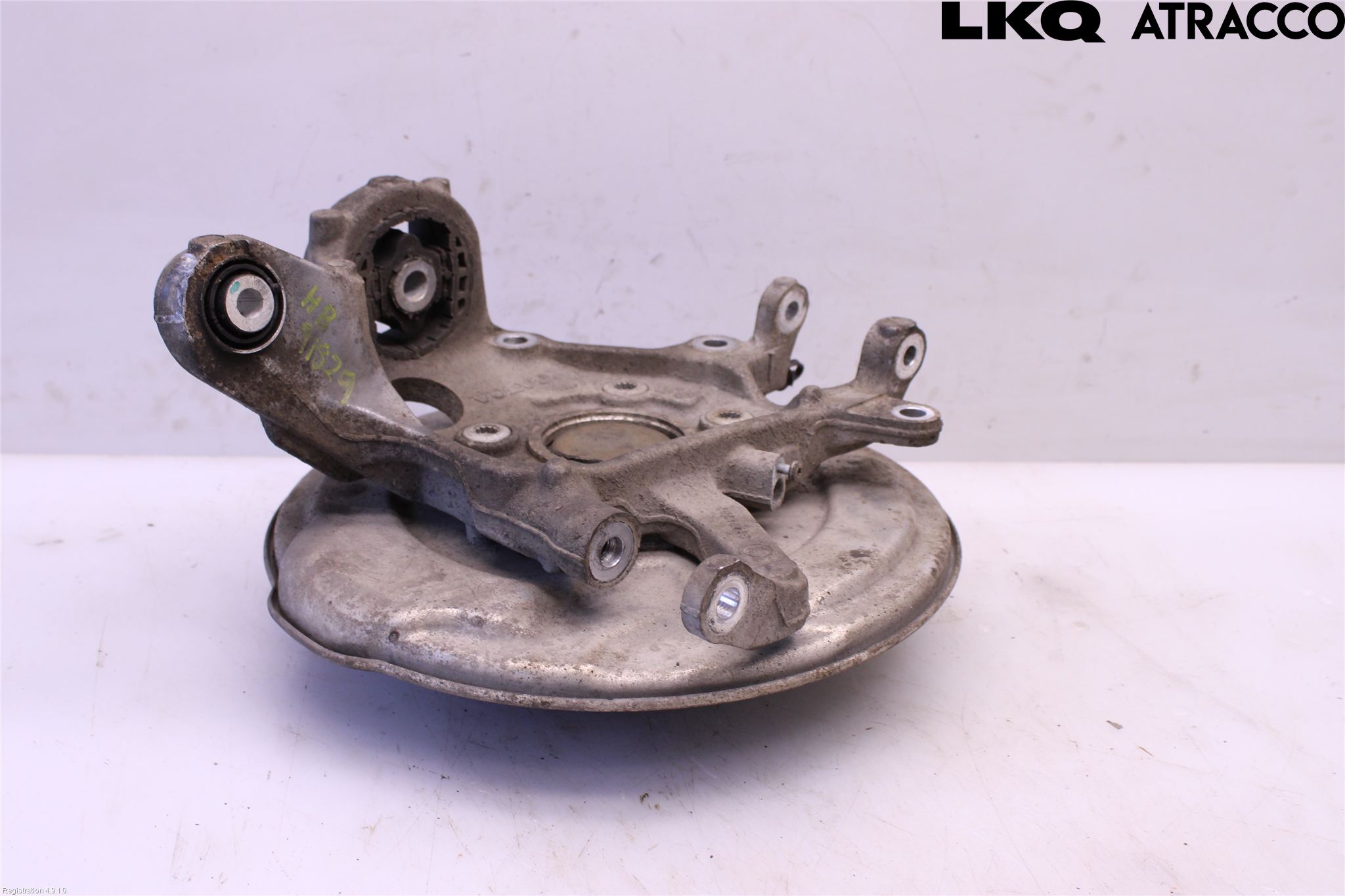 Volvo V60 19- Hjullagerhus-Spindel Hö B