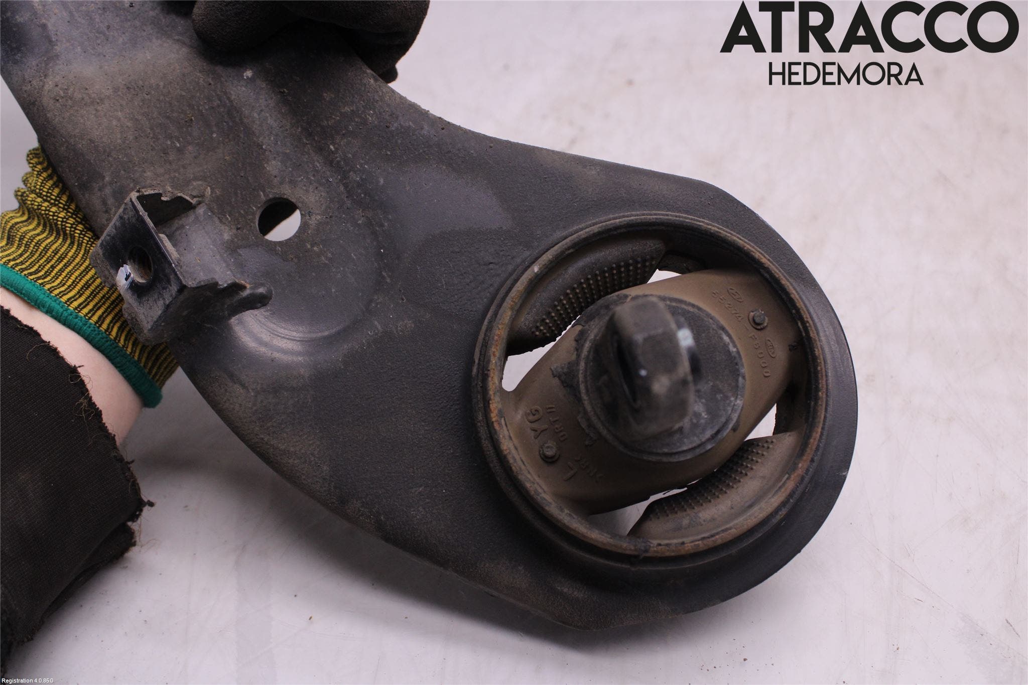 Kia OPTIMA 16-20 Bärarm Bak Höger