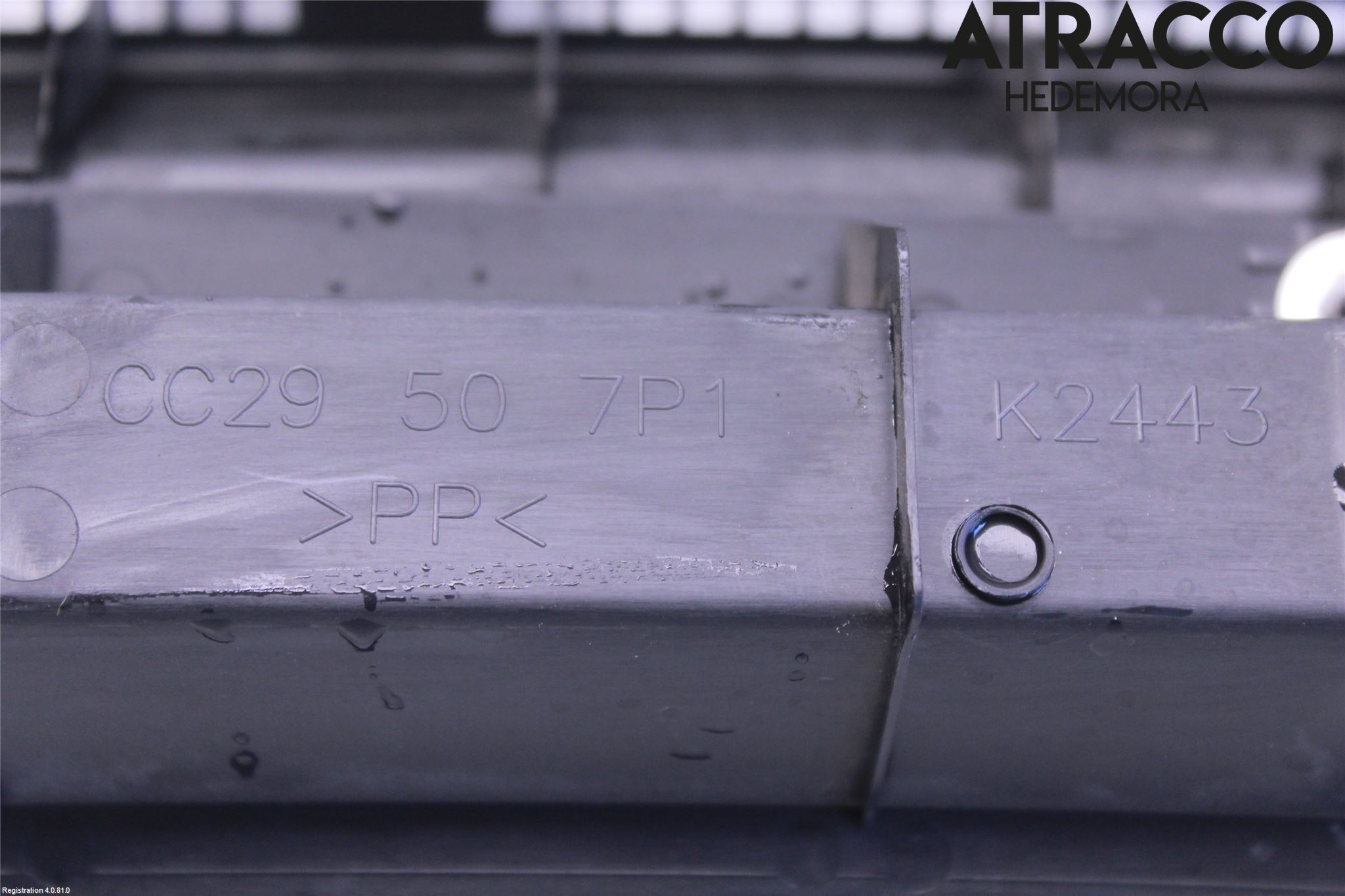 Mazda 5 10-18 Torpedplåt-Torpedplast