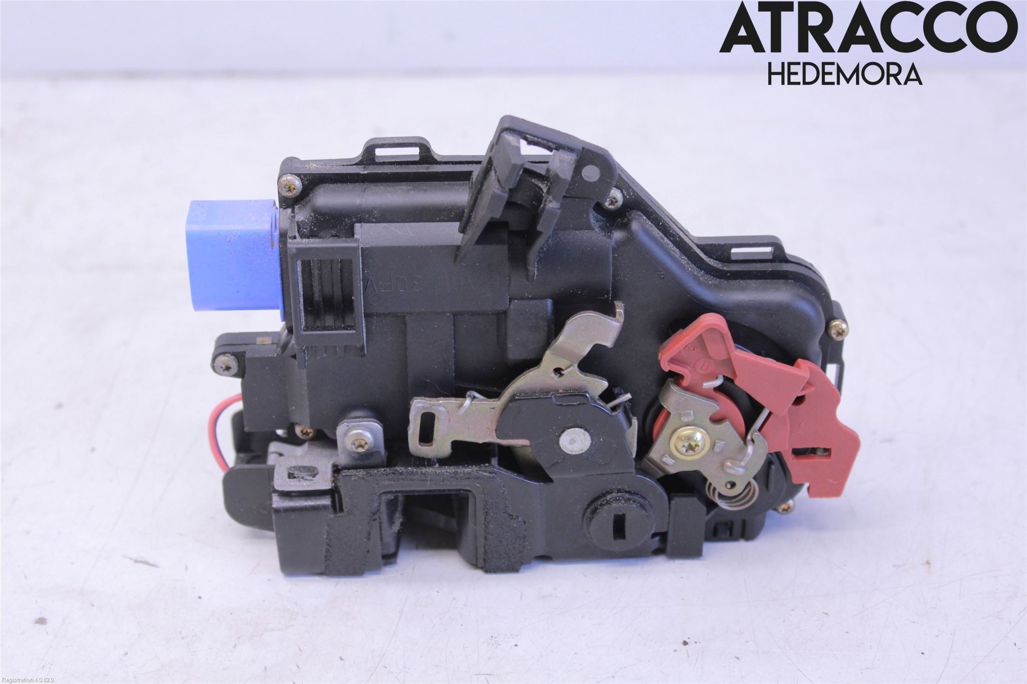 Audi A8/S8 4E  02-09 Låskista-Dörrlås