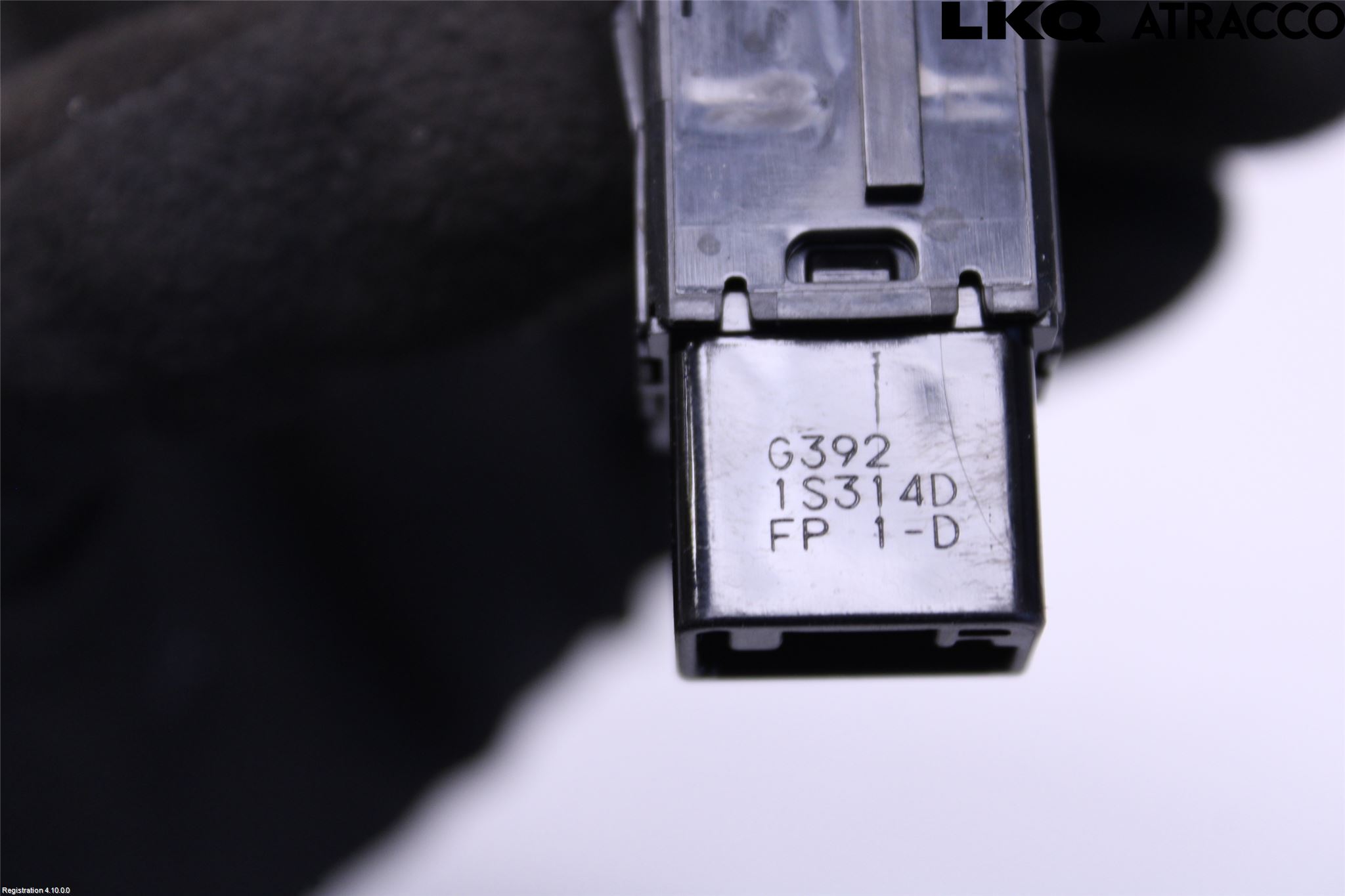 Toyota bZ4X EA10 22- Strömställare Baklucka