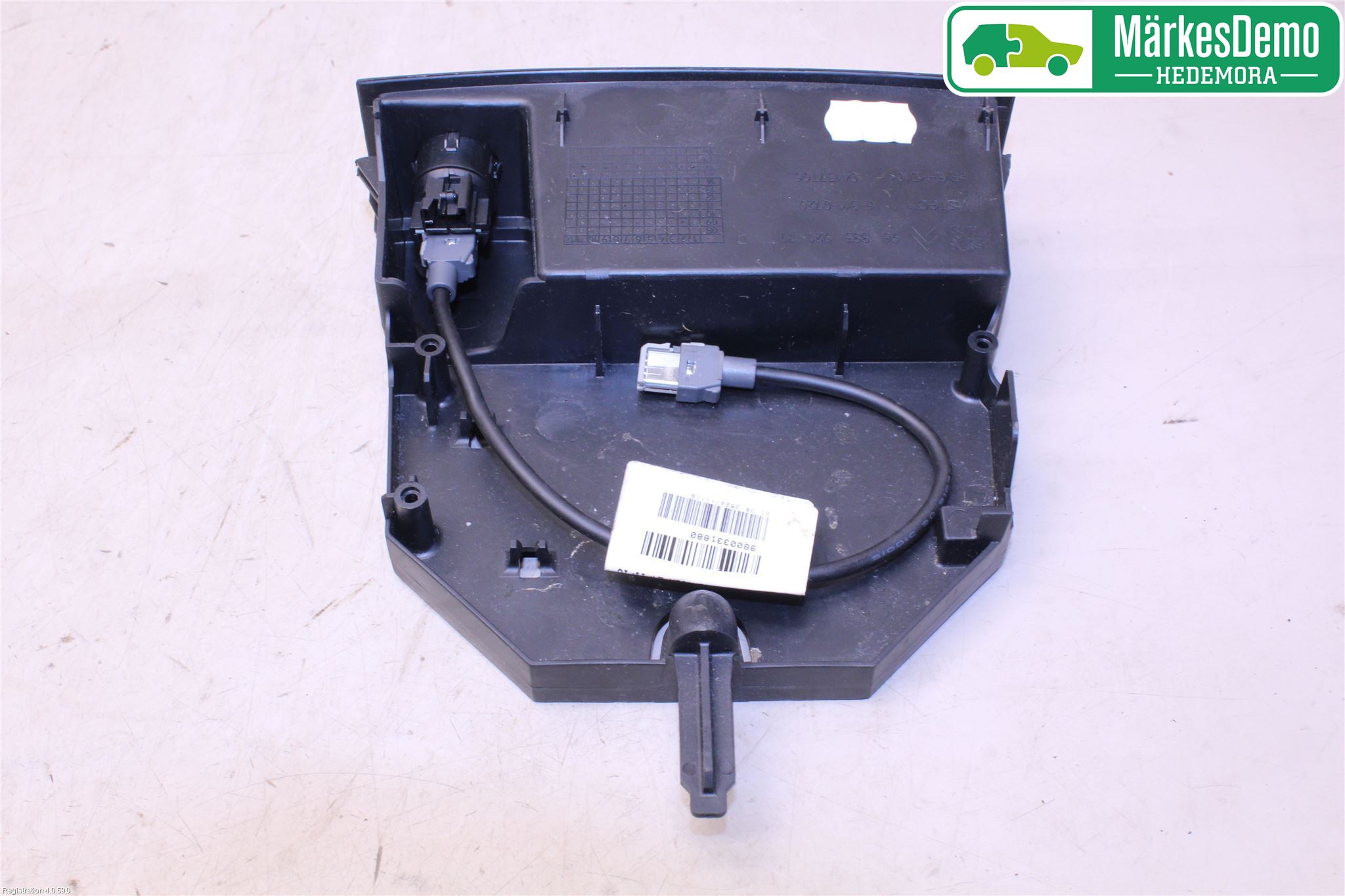 Peugeot PARTNER 16-18 Instrumentbräda Förvaringsfack
