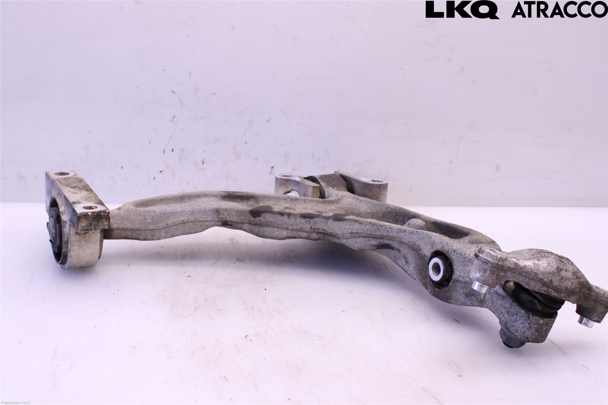 Volvo V90 17->> Bärarm Fram Undre Vä