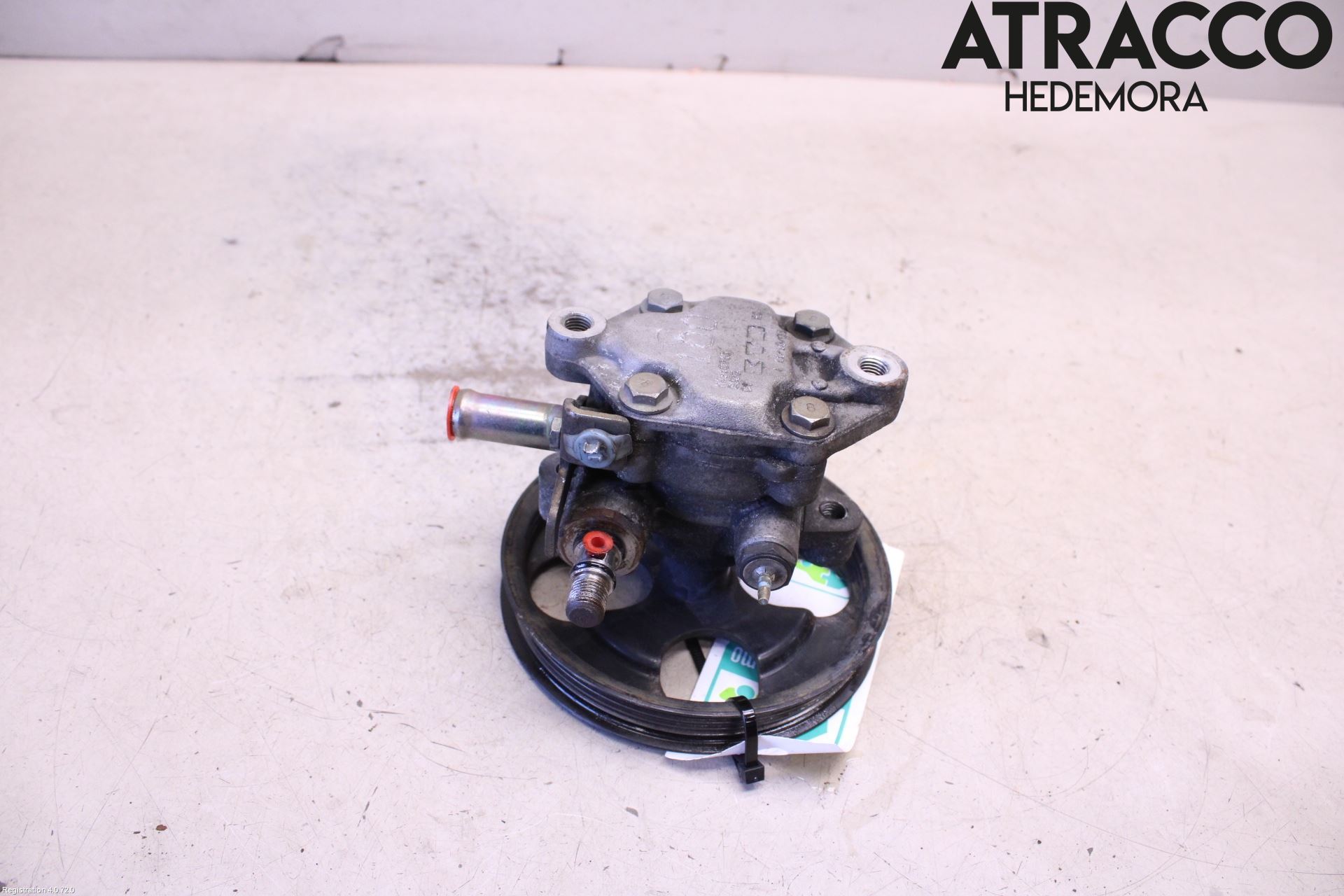 Mitsubishi CARISMA 00-04 Styrservopump