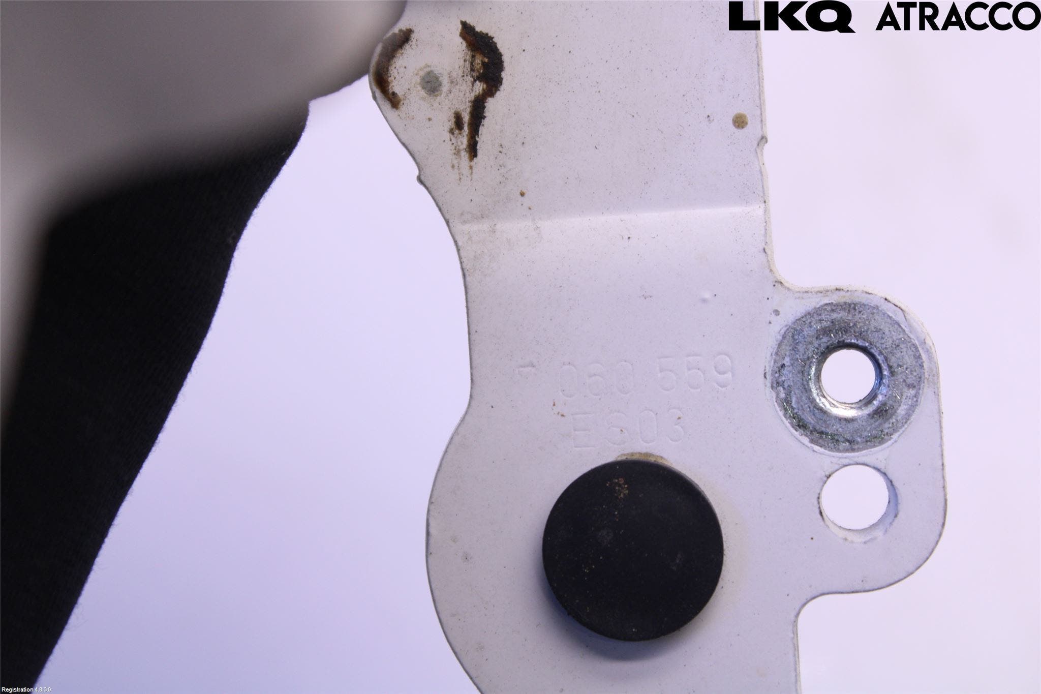 BMW 1 E87/81 5D/3D 03-11 Huvgångjärn