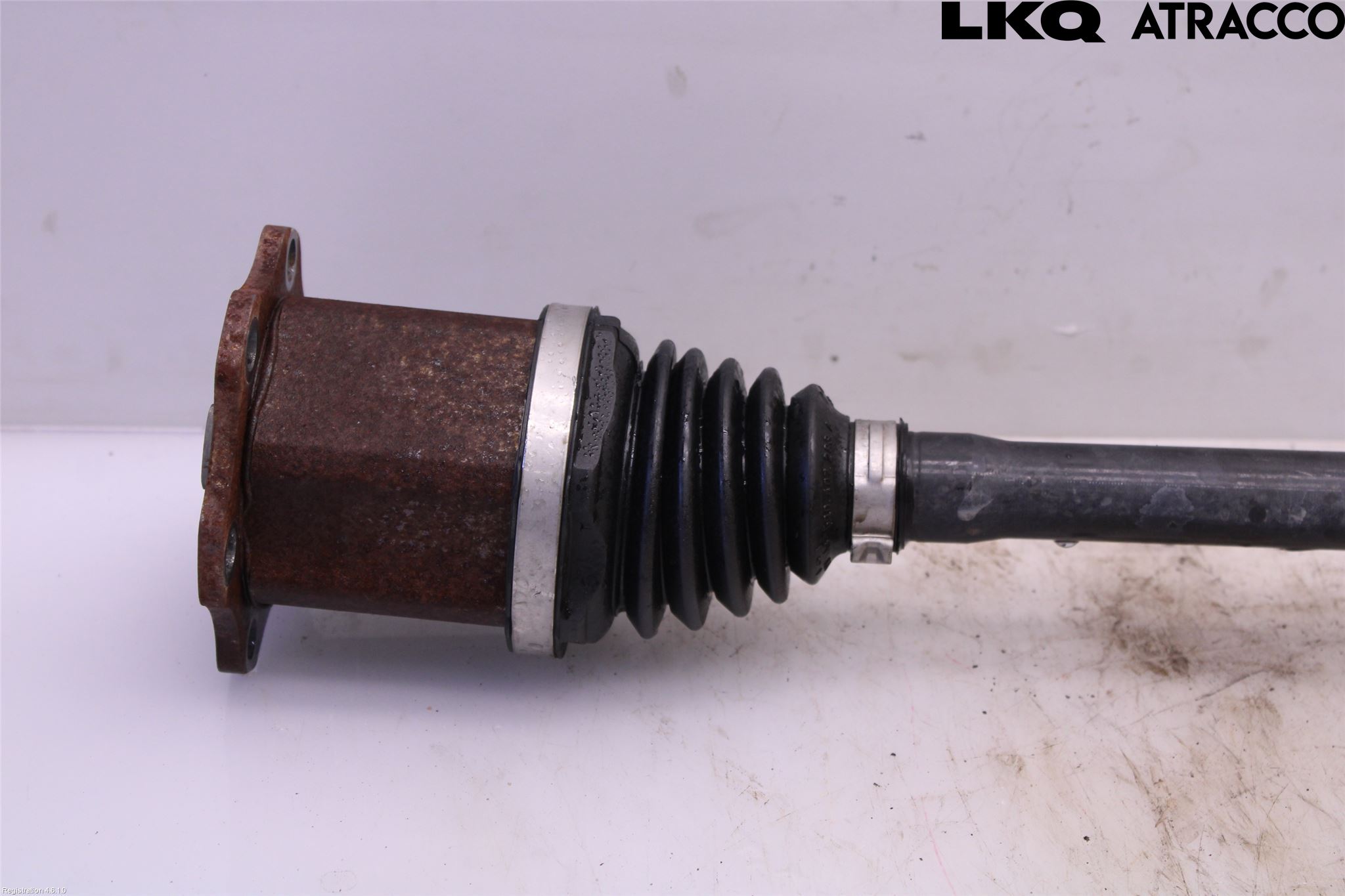 Volkswagen VW T-CROSS 19- Drivaxel Fram Höger