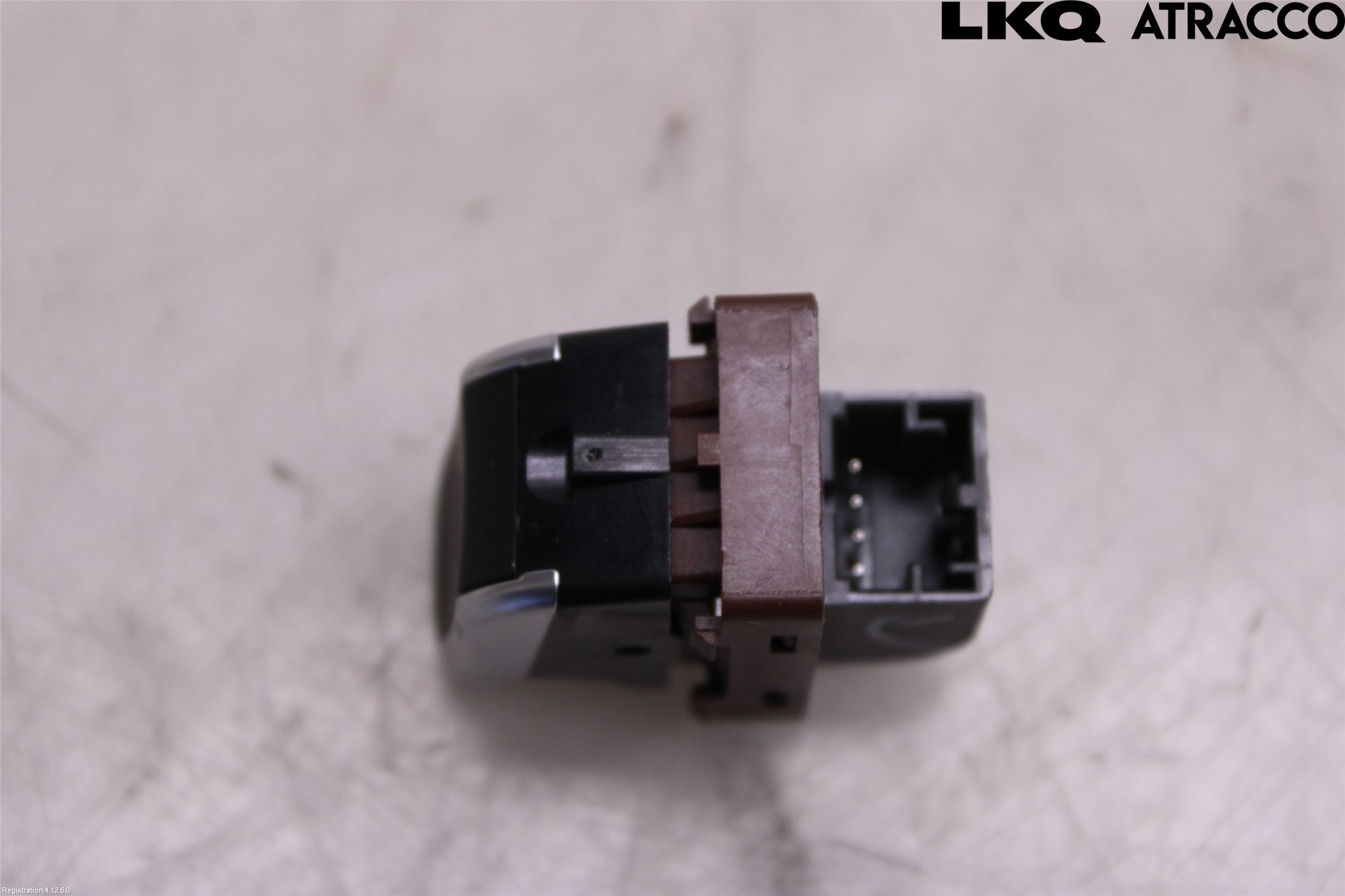 Audi A6 ALLROAD 12-18 Strömställare Baklucka