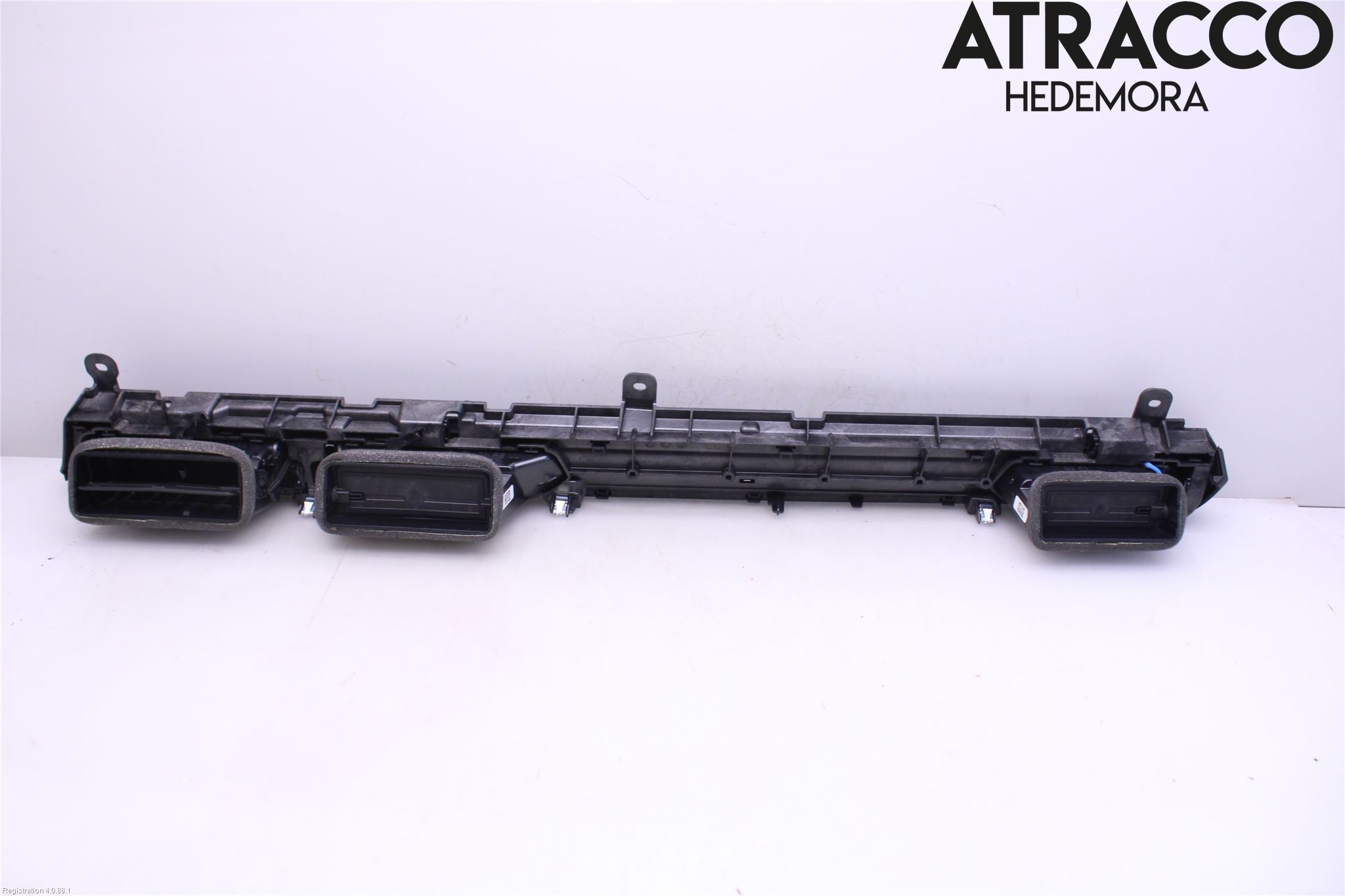 Audi A6 F2/C8 19- Defrosterkanal-Munstycke