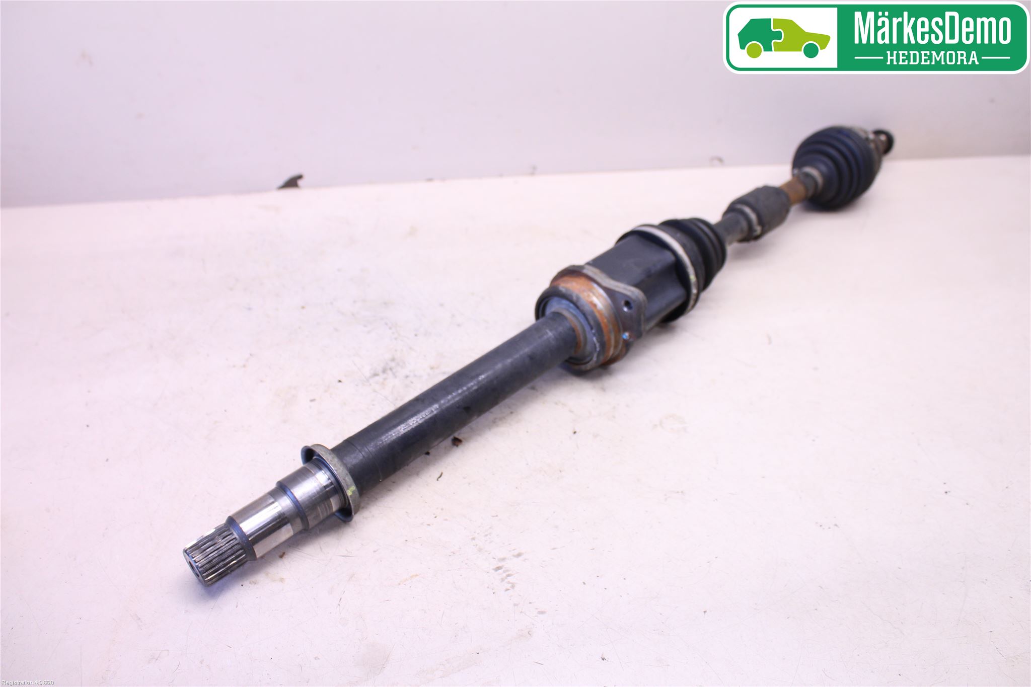 Toyota AVENSIS 07-08 Drivaxel Fram Höger