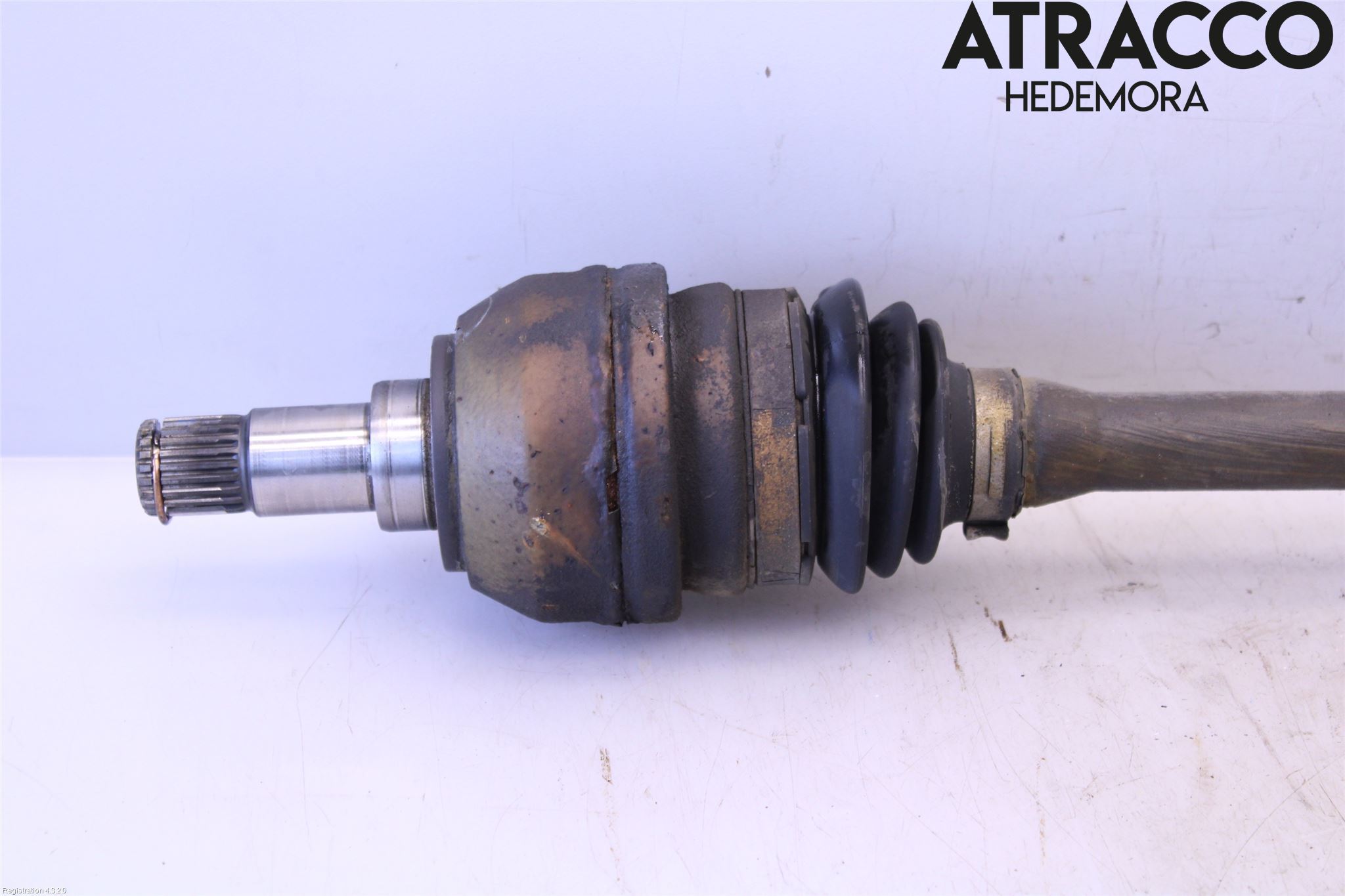 Mercedes-Benz MB CLA-KLASS (C117/X117) 13-19 Drivaxel Bak Vänster
