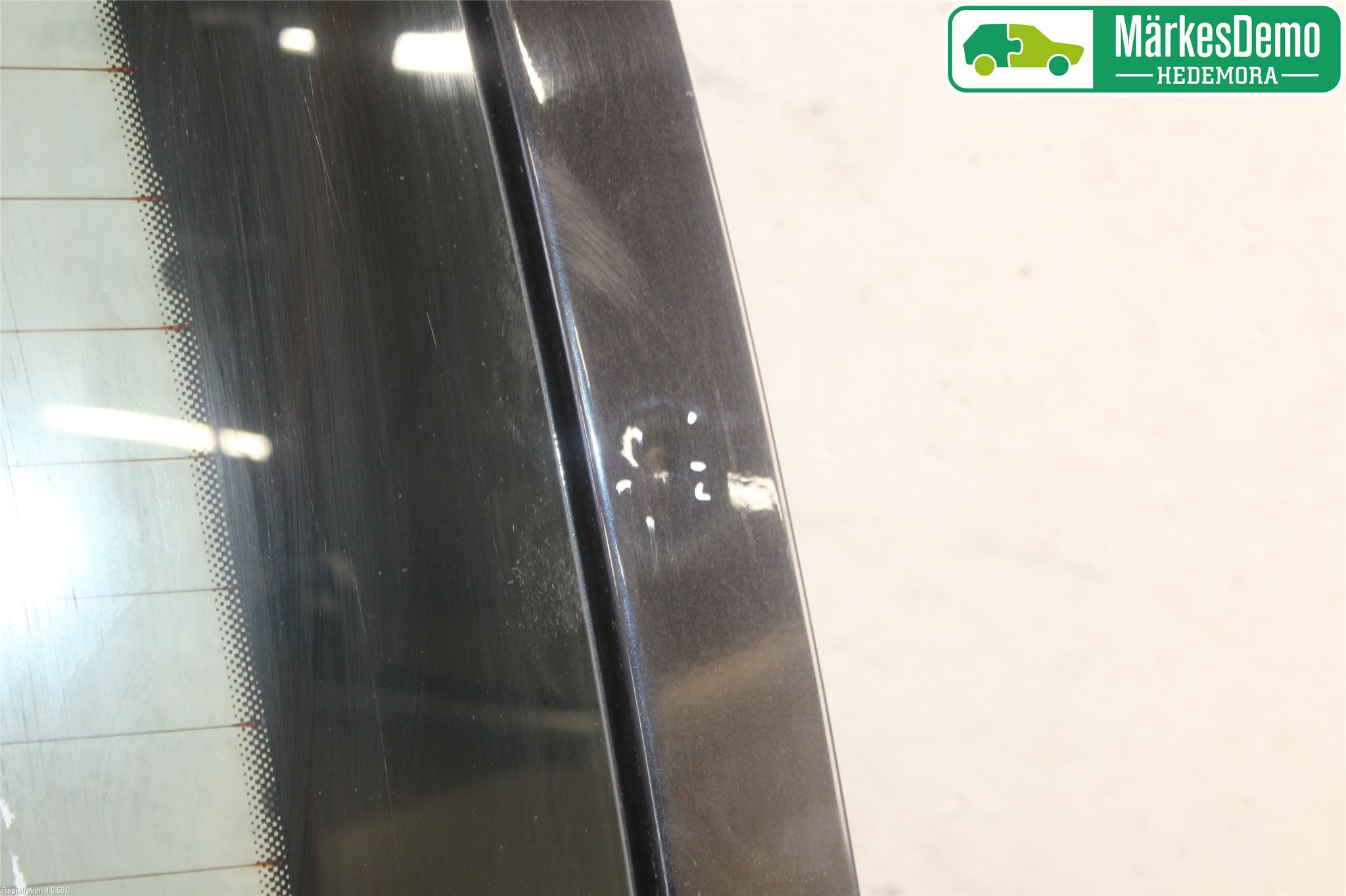 Volkswagen VW CADDY      04-10 Dörr Bak Van-Skåp Höger