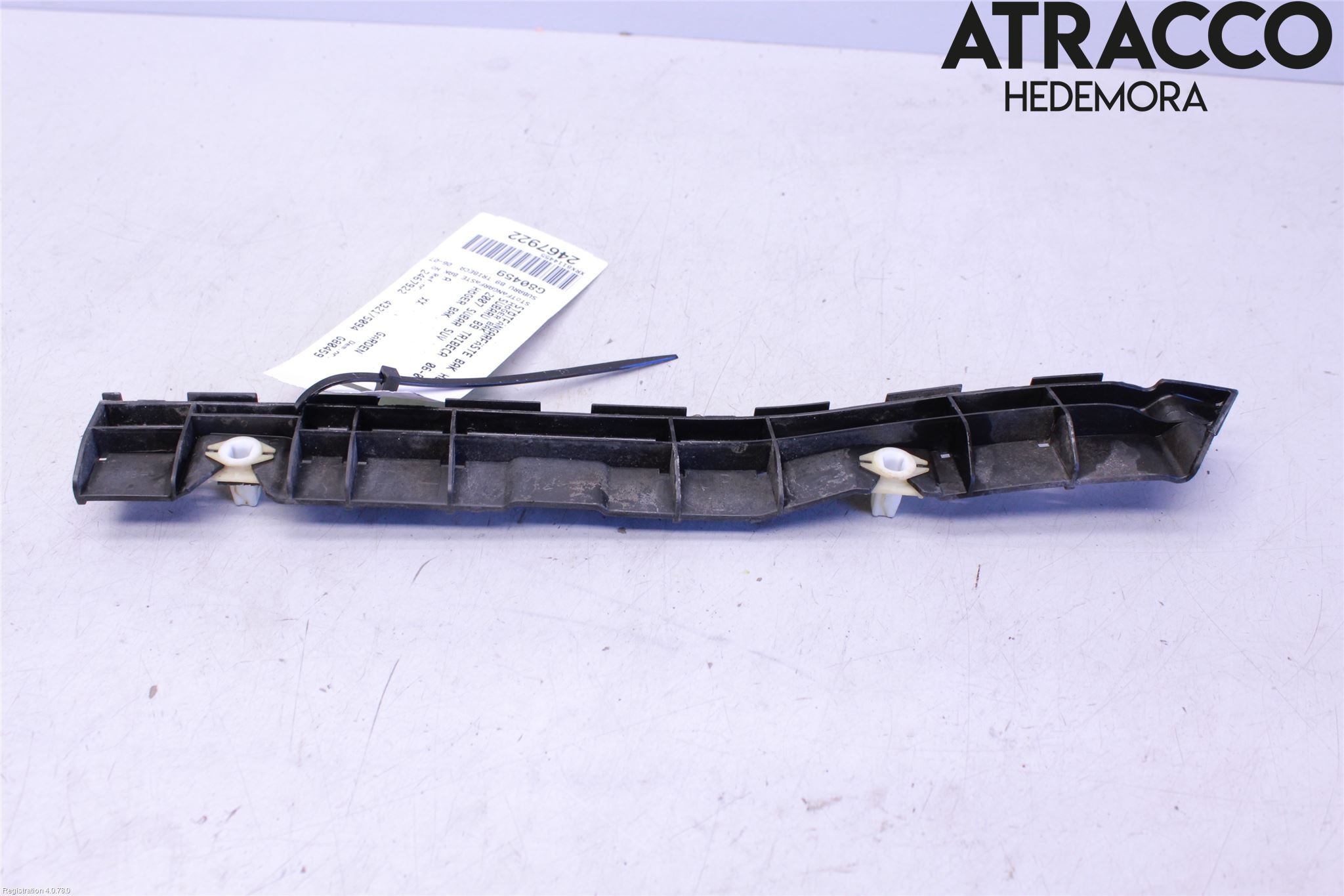 Subaru B9 TRIBECA  06-07 Stötfångarfäste Bak Hö