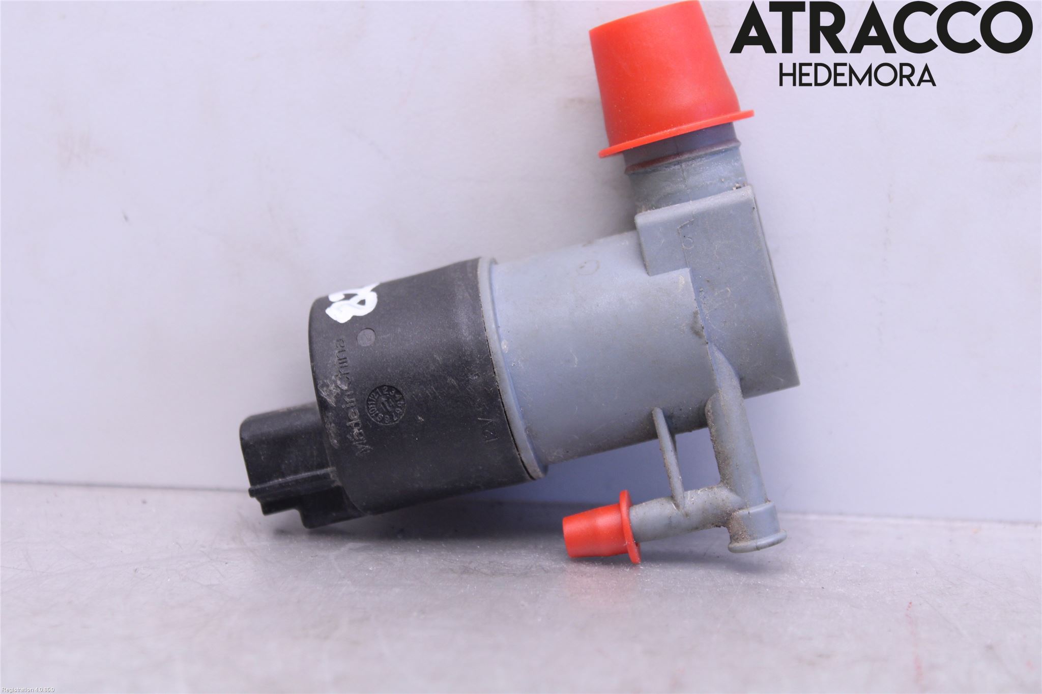 Toyota YARIS XP130 12-14 Spolarpump Vindruta