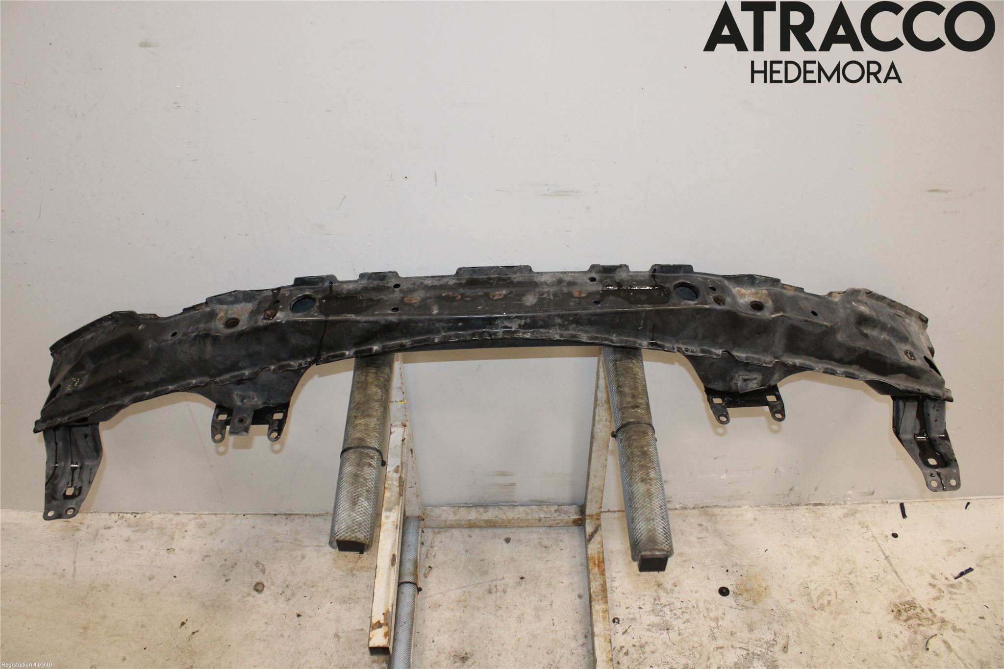 BMW X5 E53     99-06 Stötfångarbalk Fram