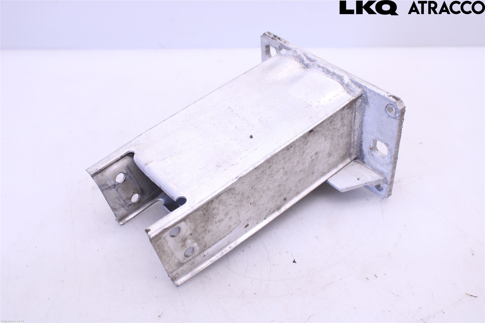 Audi A4/S4 08-11 Stötfångarbärjärn Fram