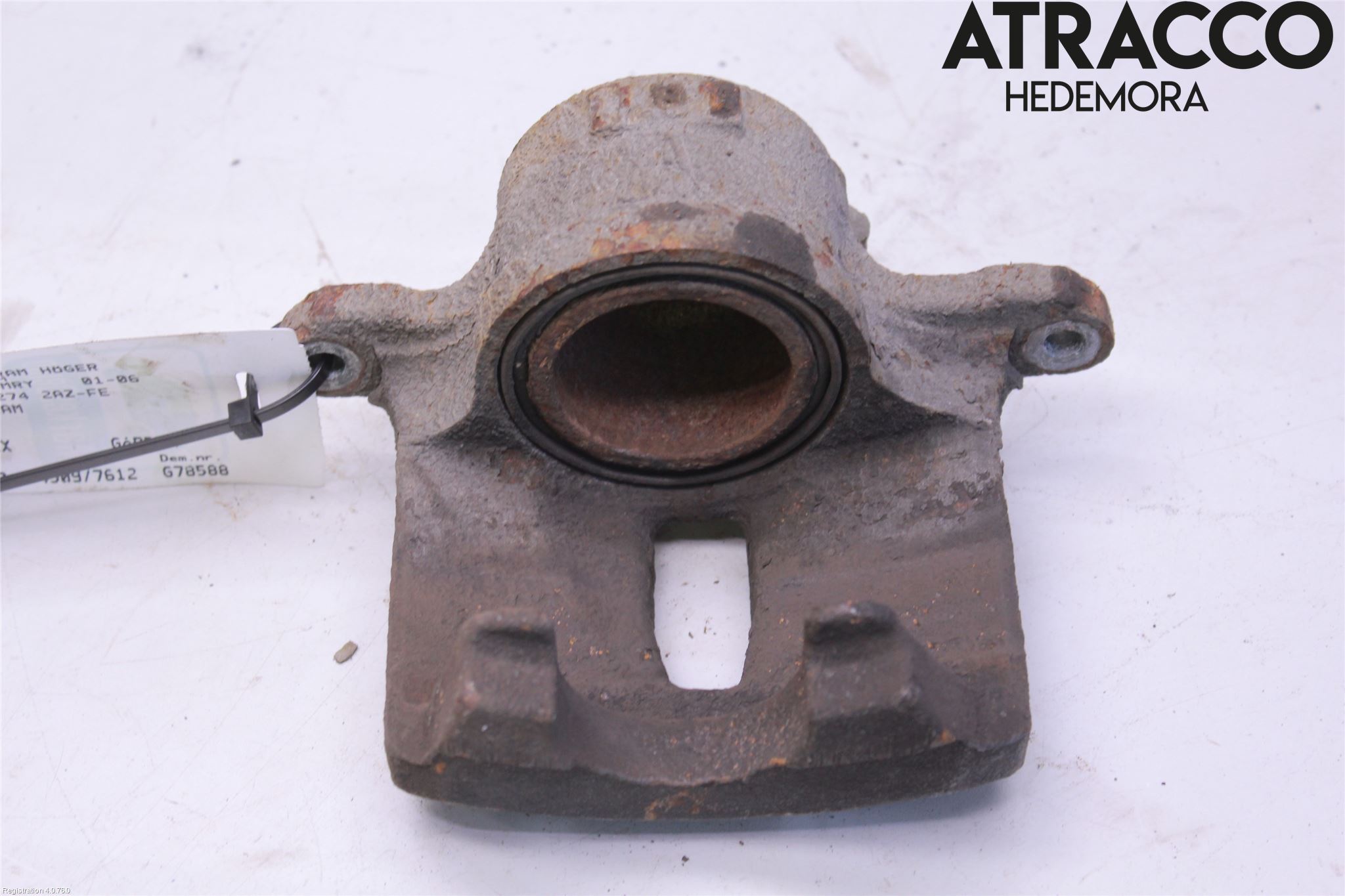 Toyota CAMRY    01-06 Bromsok Fram Höger