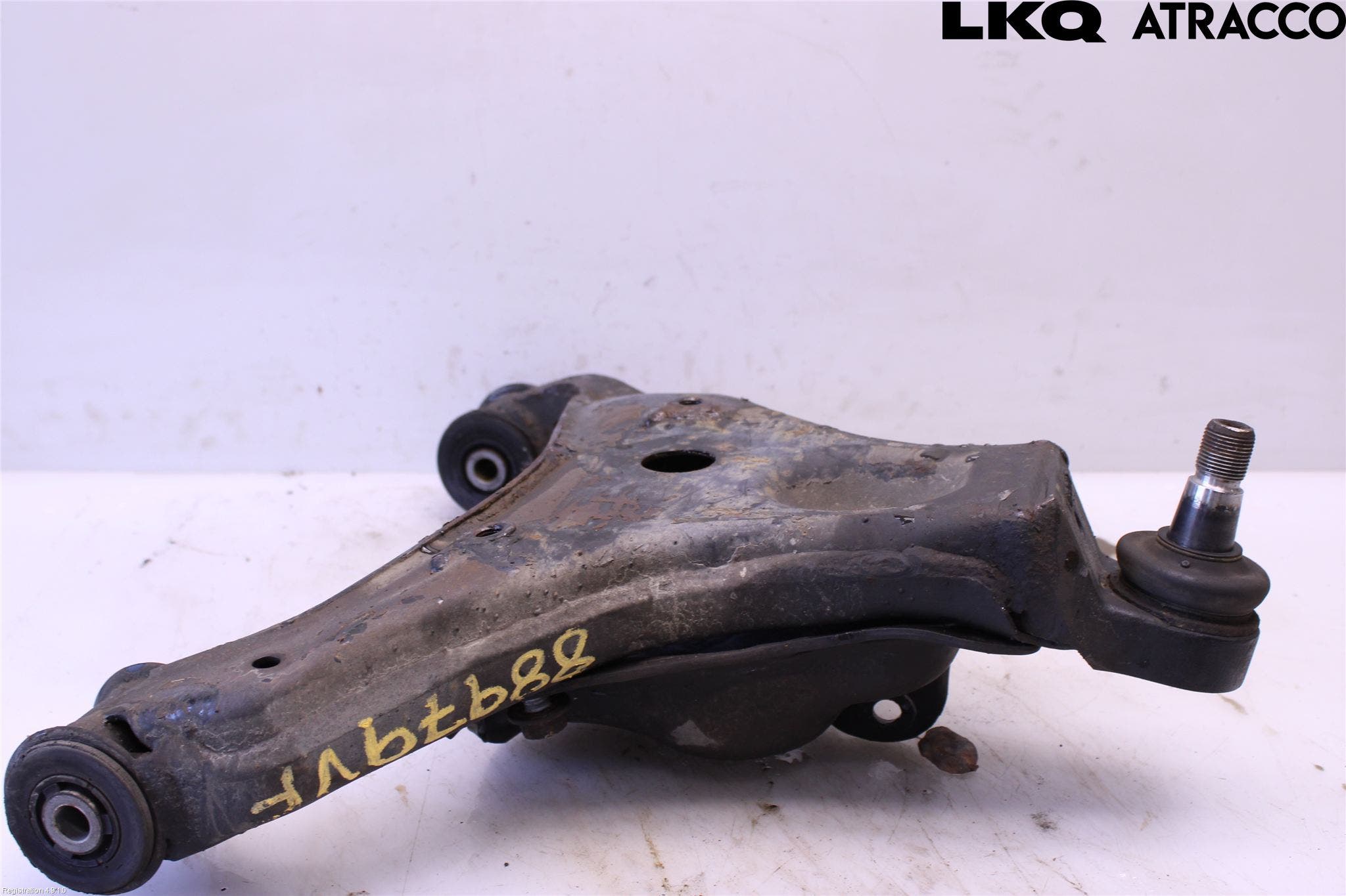 Mercedes-Benz MB SPRINTER (W906) 06-18 Bärarm Fram Undre Vä