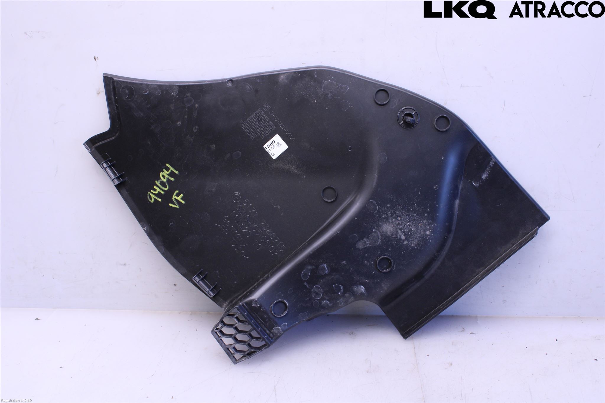BMW 5 G30/G31/F90 17-23 Torpedplåt-Torpedplast