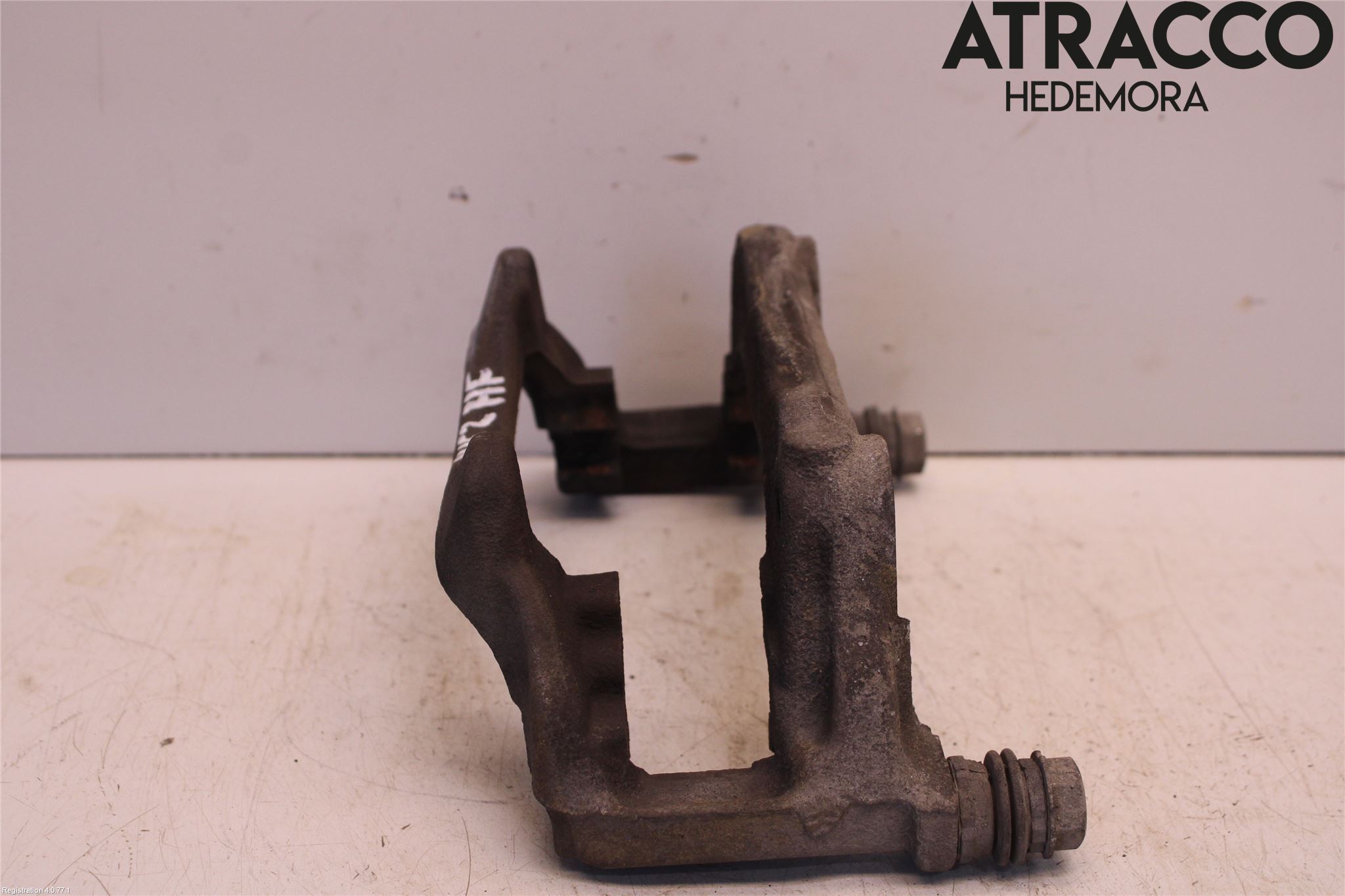 Mercedes-Benz MB C-KLASS (W205) 14-21 Bromsokshållare