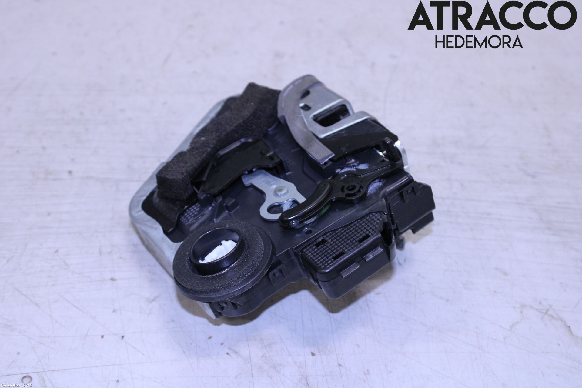 Lexus IS 250/350 14-20 Låskista-Dörrlås