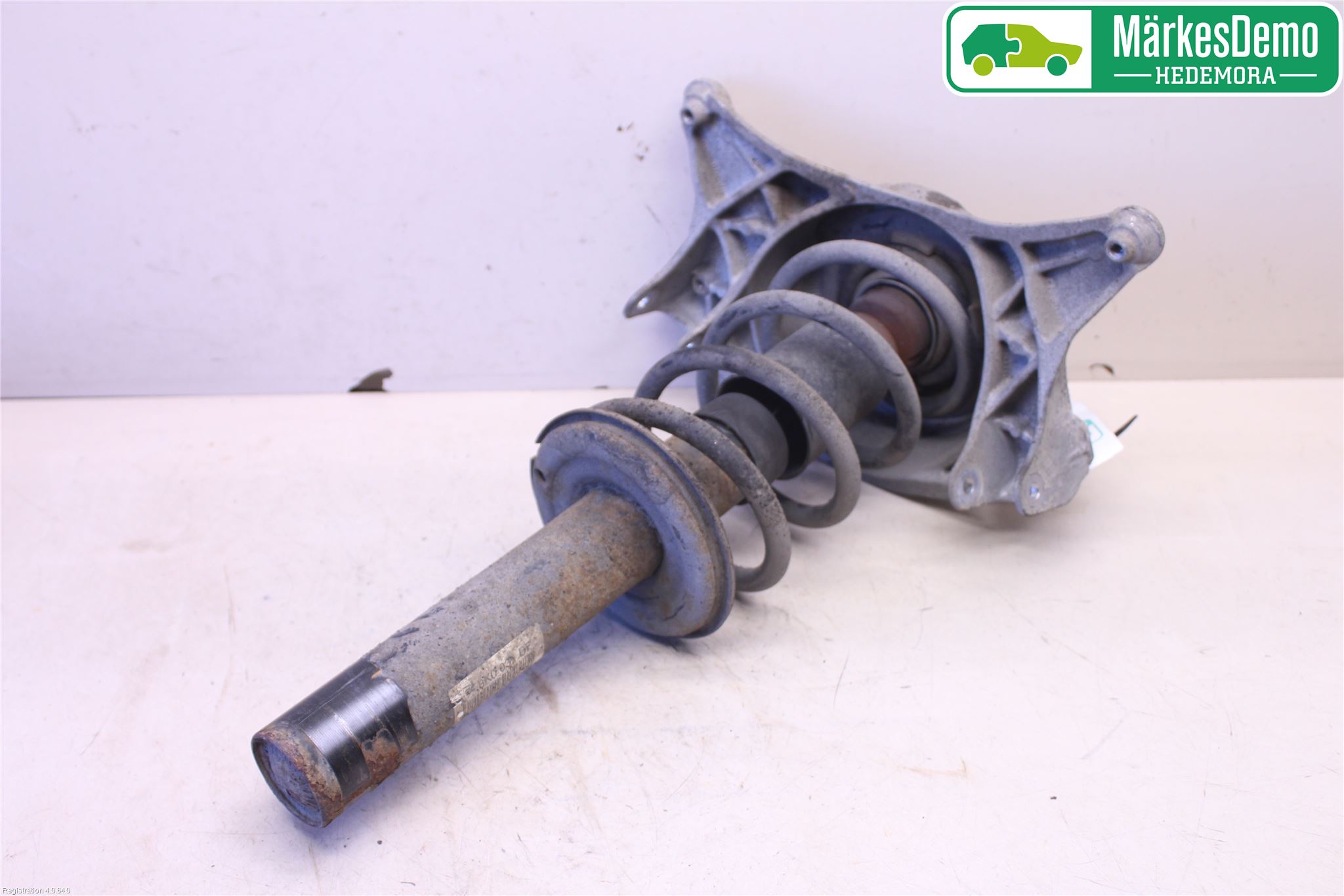 Audi A4/S4 08-11 Fjäderben Fram Vänster