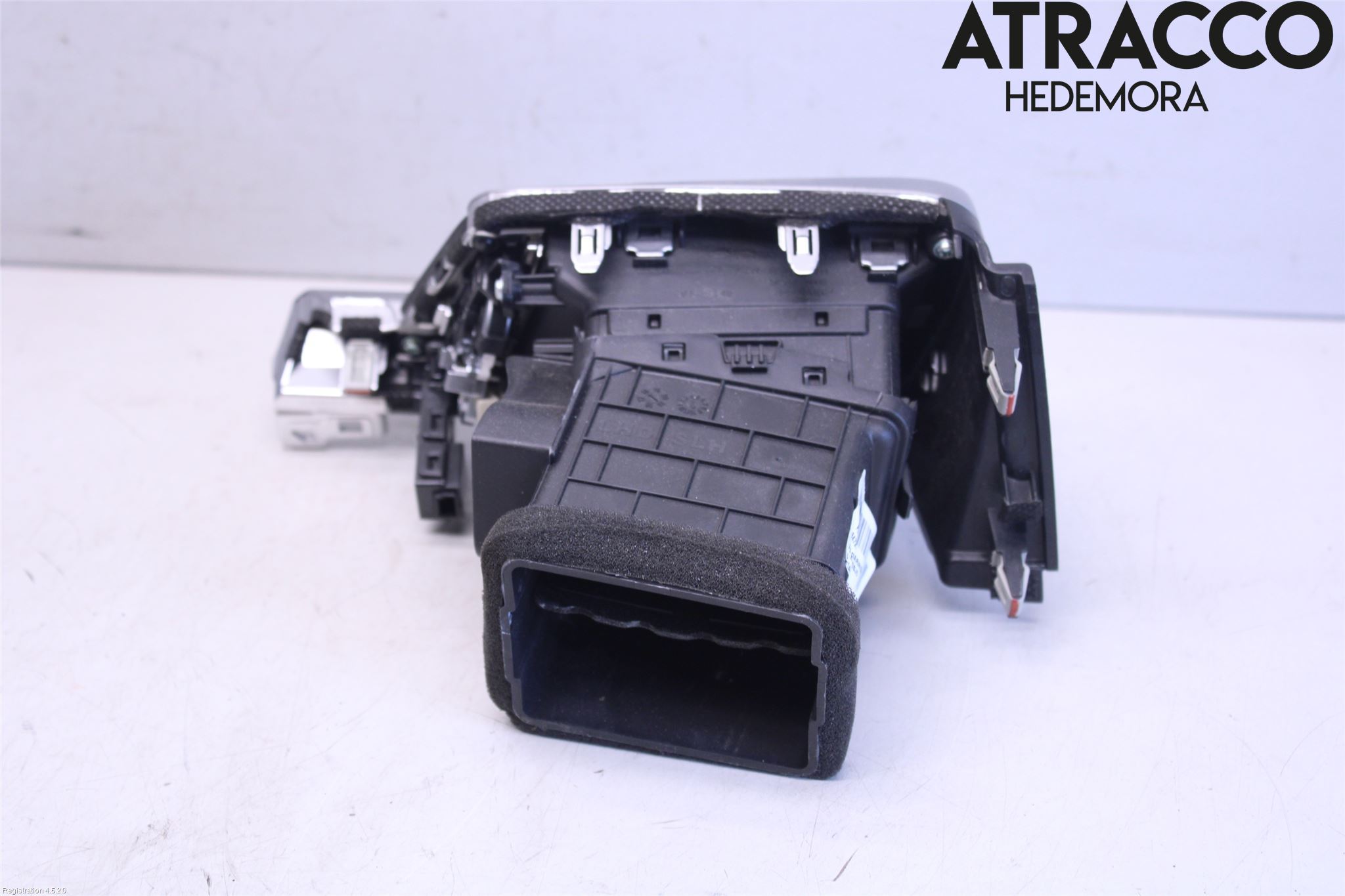 Kia OPTIMA 16-20 Defrosterkanal-Munstycke