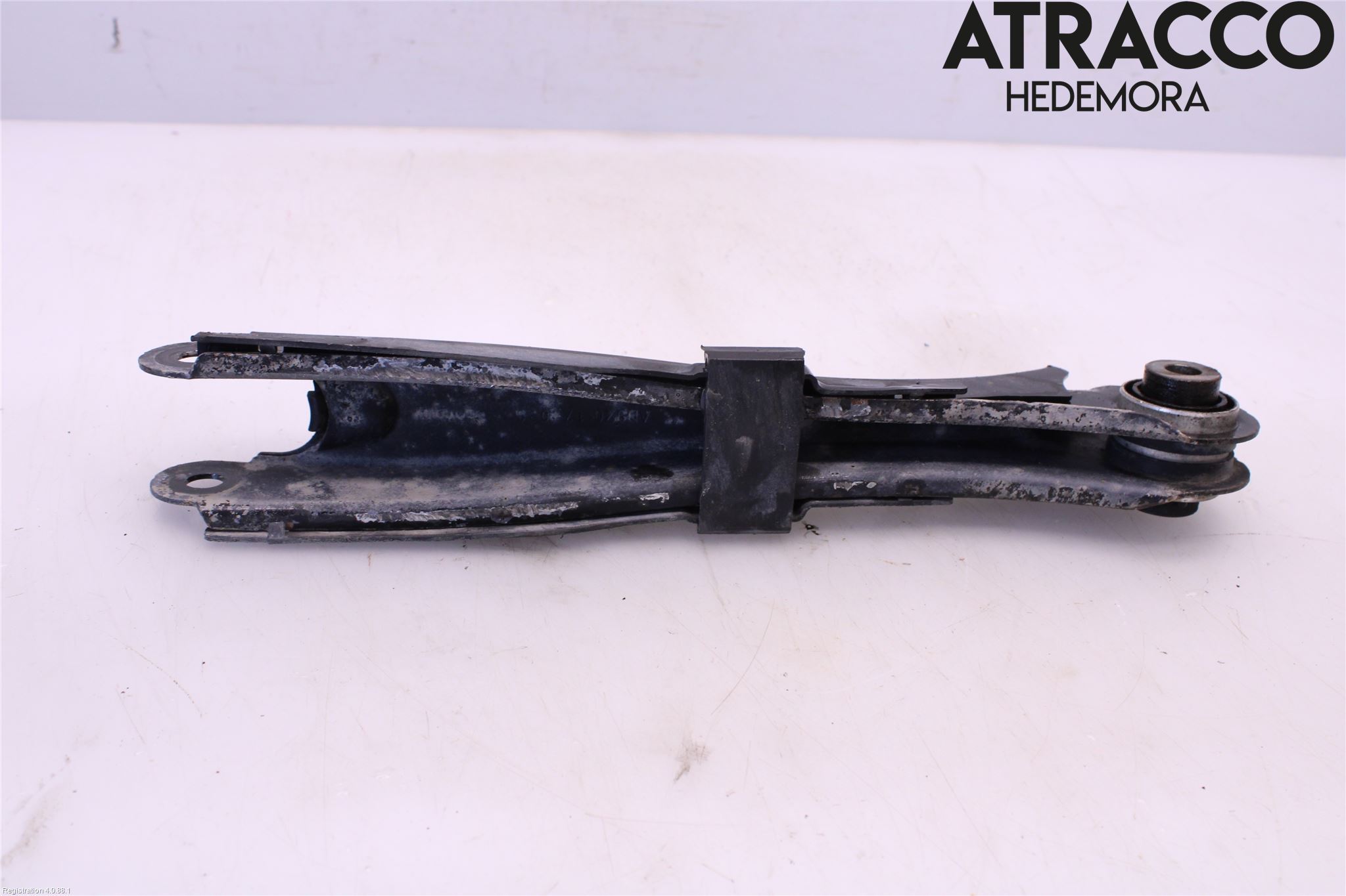 Volvo S90 17->> Bärarm Bak Vänster