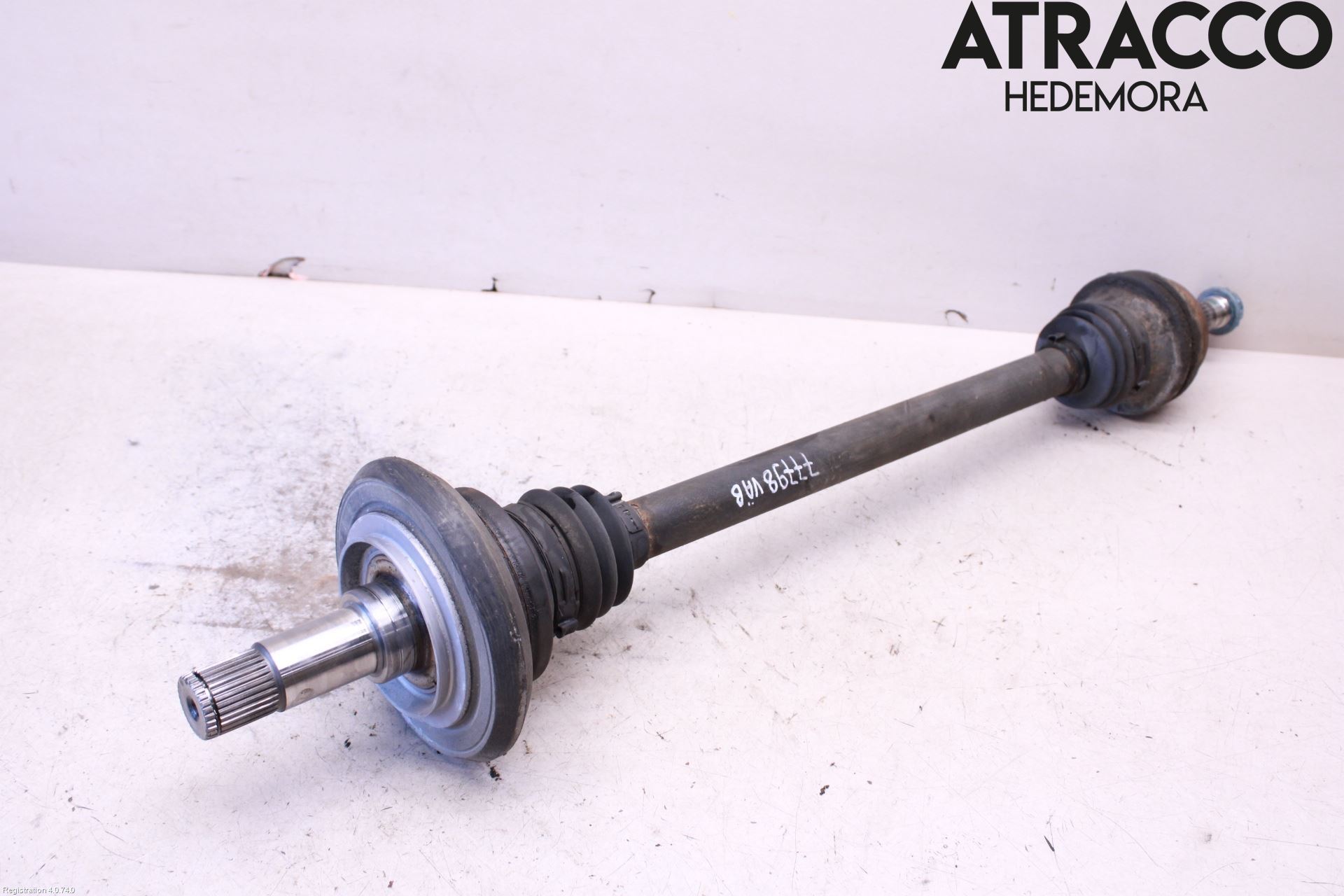 Mercedes-Benz MB E-KLASS (W213) 16-23 Drivaxel Bak Vänster