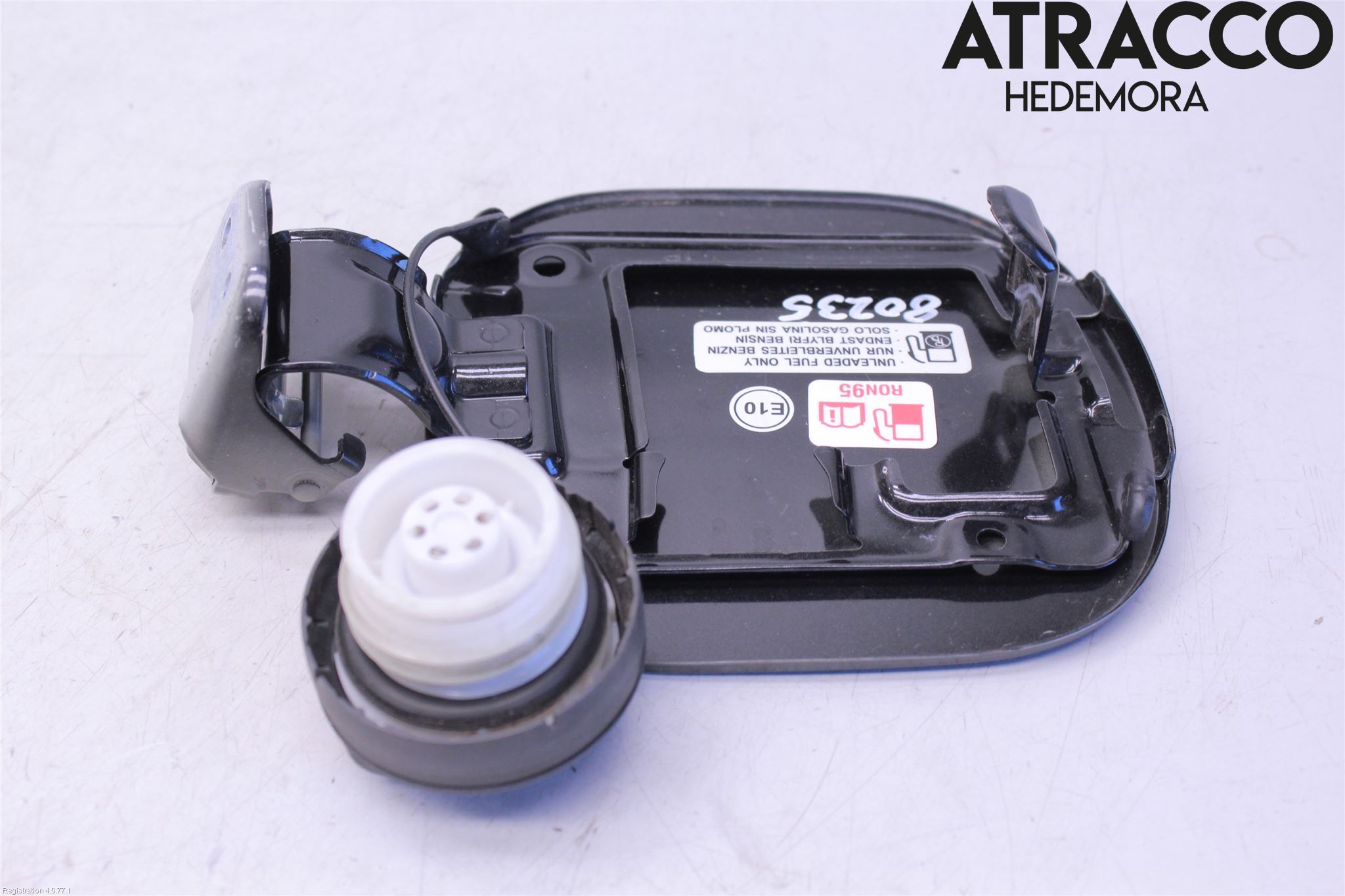 Suzuki VITARA 15- Tanklucka