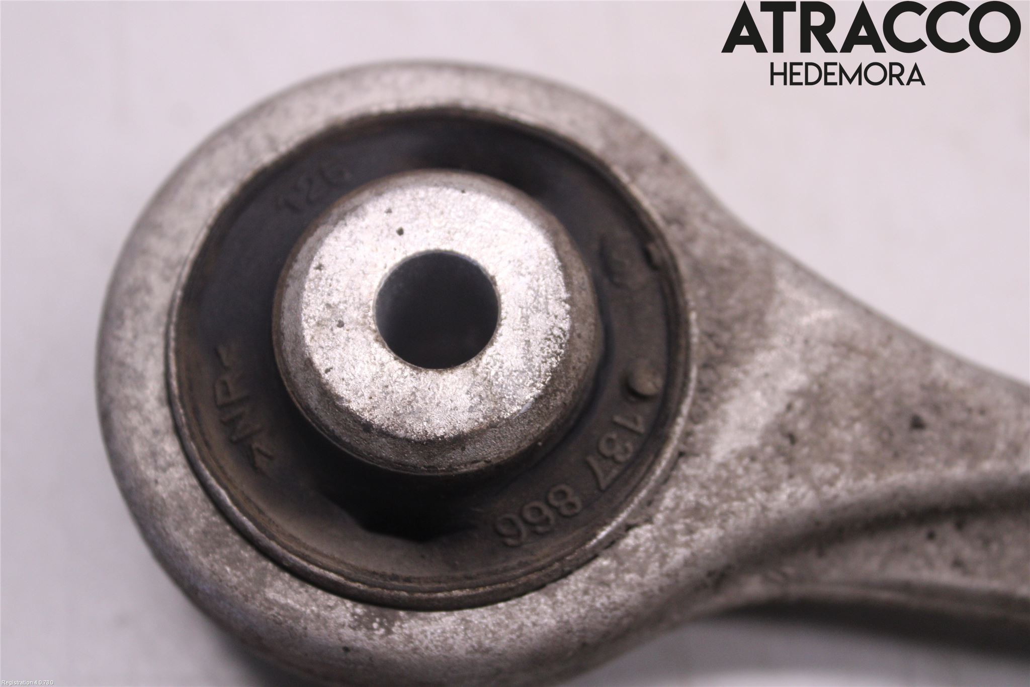 Audi A5 07-16 Bärarm Fram Övre Hö