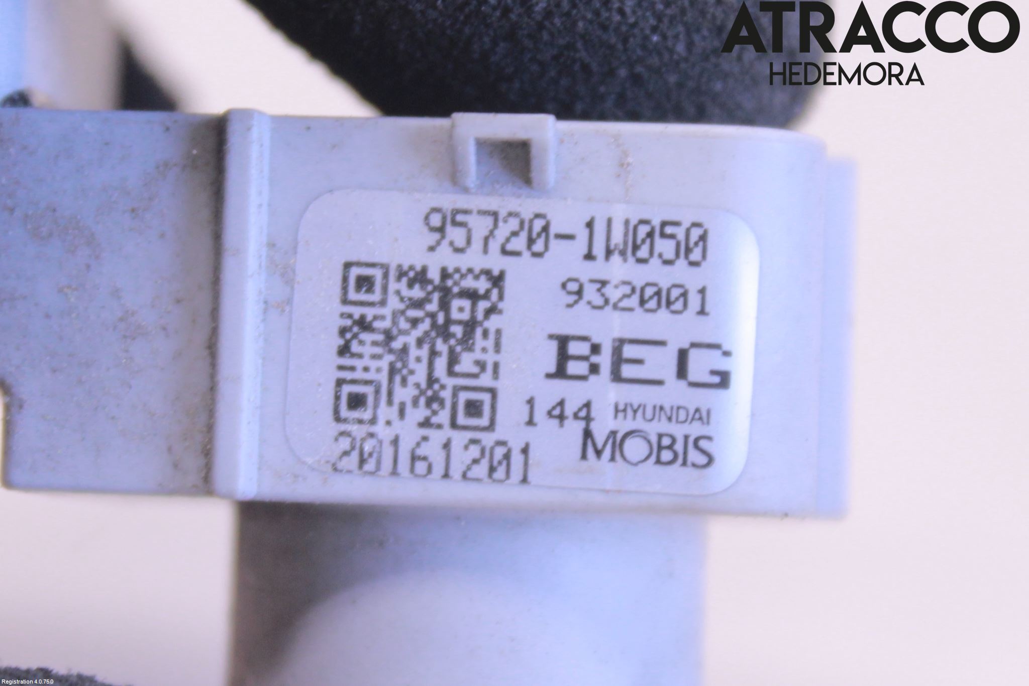 Kia RIO 12-16 Parkeringshjälp Backsensor