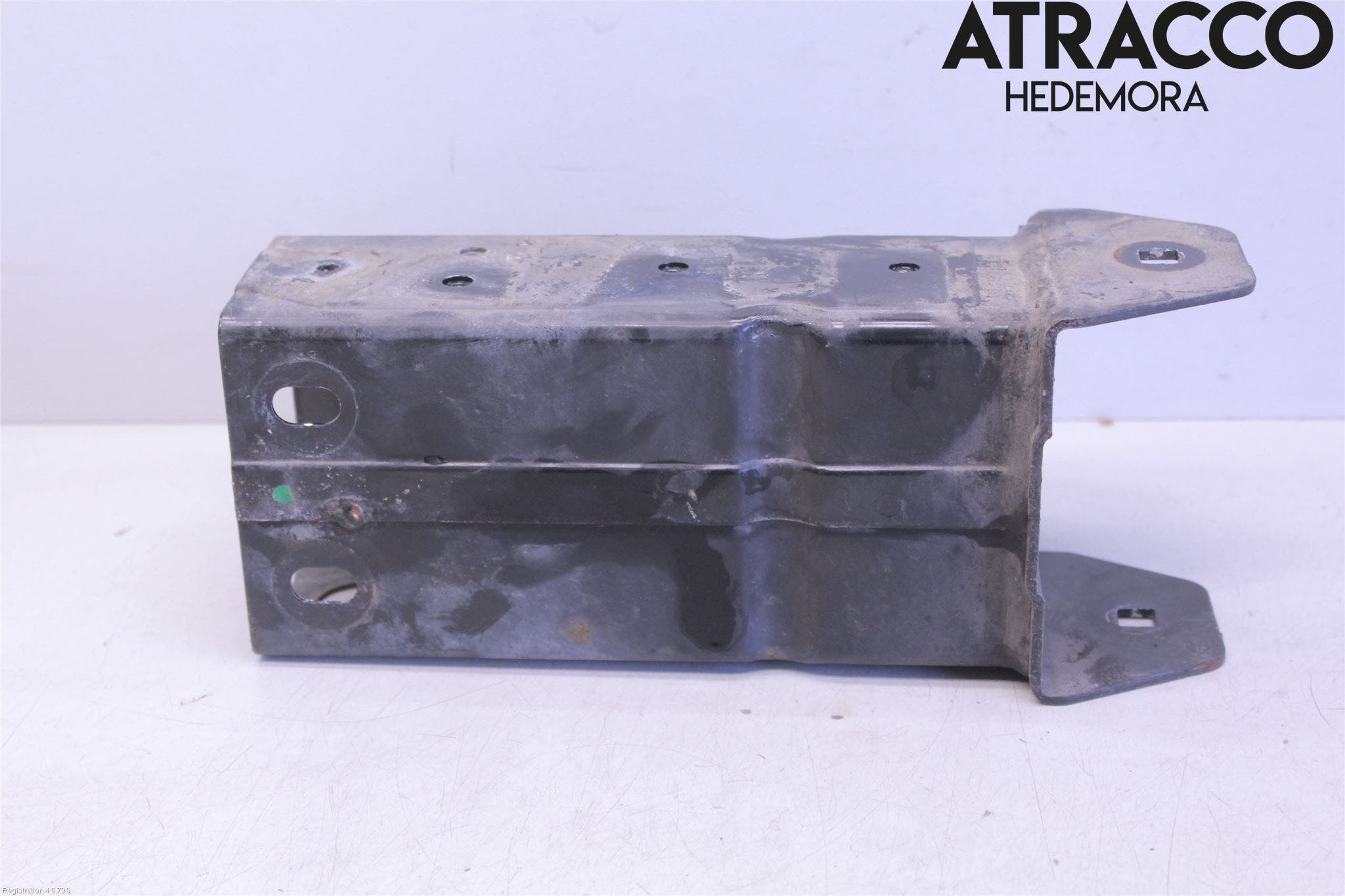 Mercedes-Benz MB S-KLASS (W220) 99-05 Stötfångarbärjärn Fram