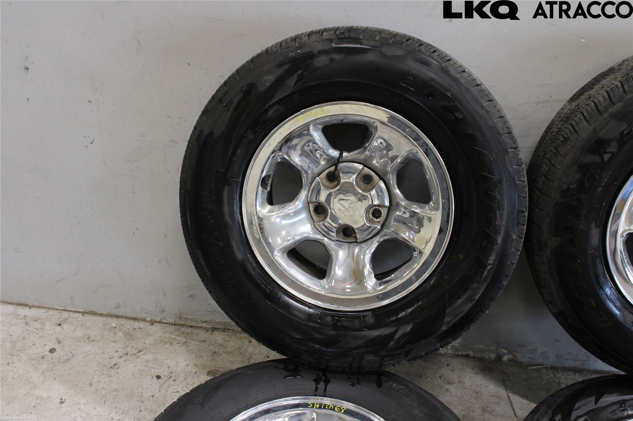 Dodge PICK UP RAM 81- Sommardäck Plåtfälg 4St