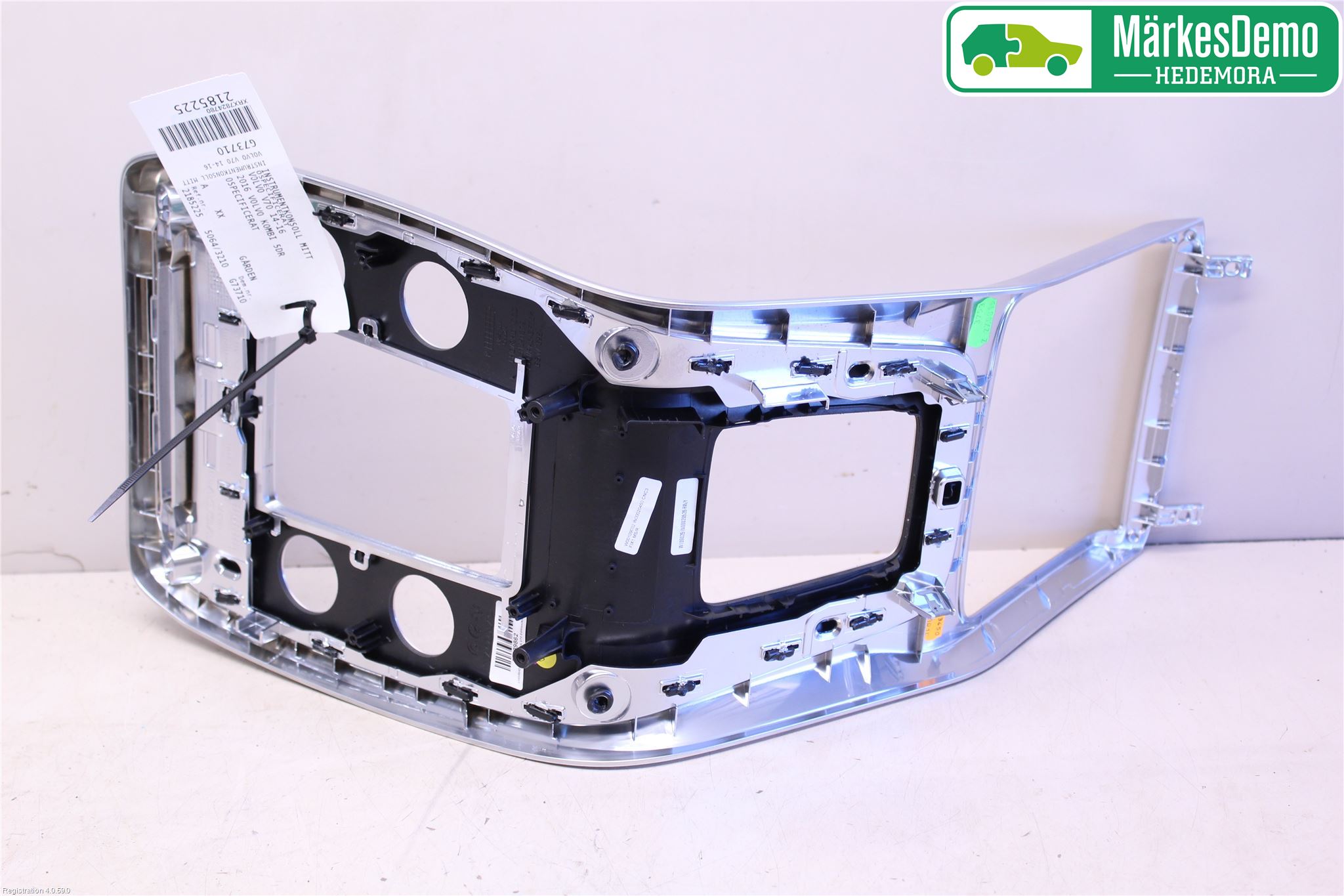 Volvo V70 14-16 Instrumentkonsoll Mitt