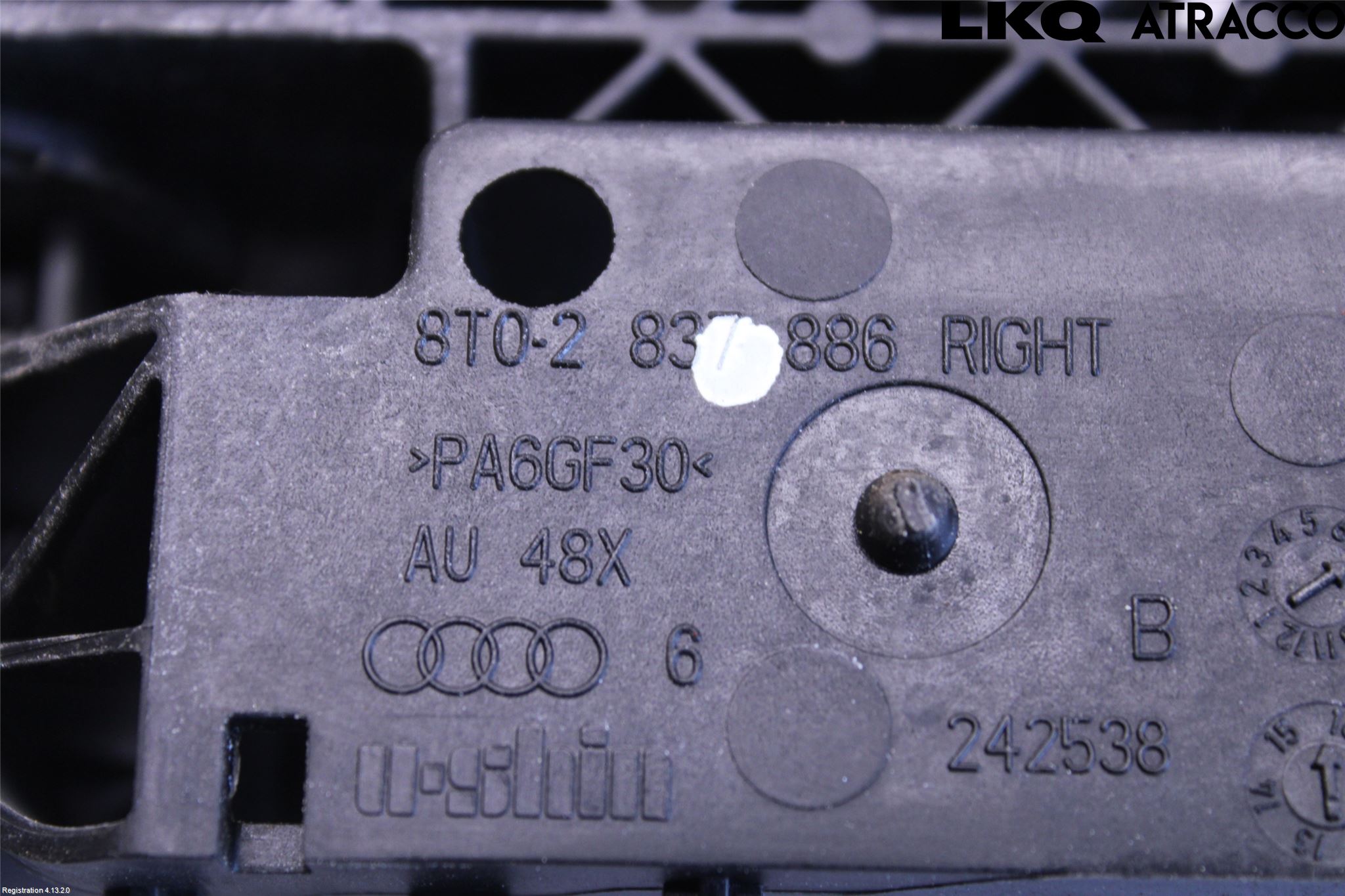 Audi Q5 09-16 Dörrhandtag Yttre Hö