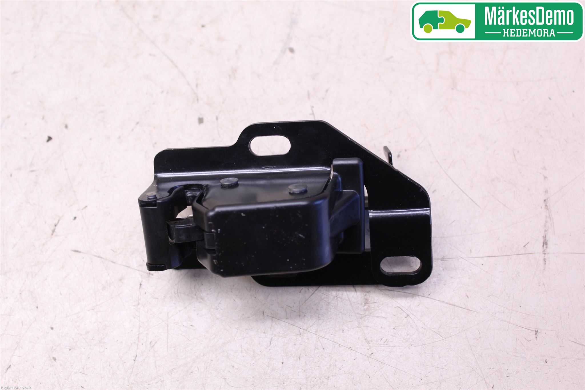 Peugeot PARTNER 16-18 Låskista Baklucka