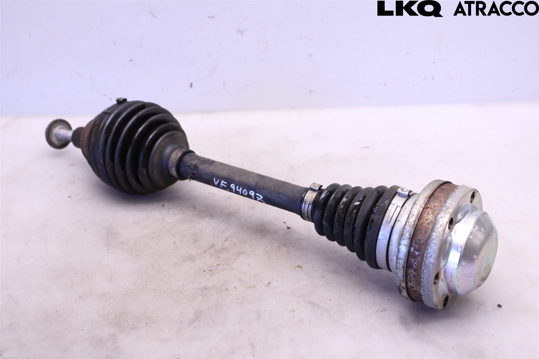 Volkswagen VW CADDY 21- Drivaxel Fram Vänster