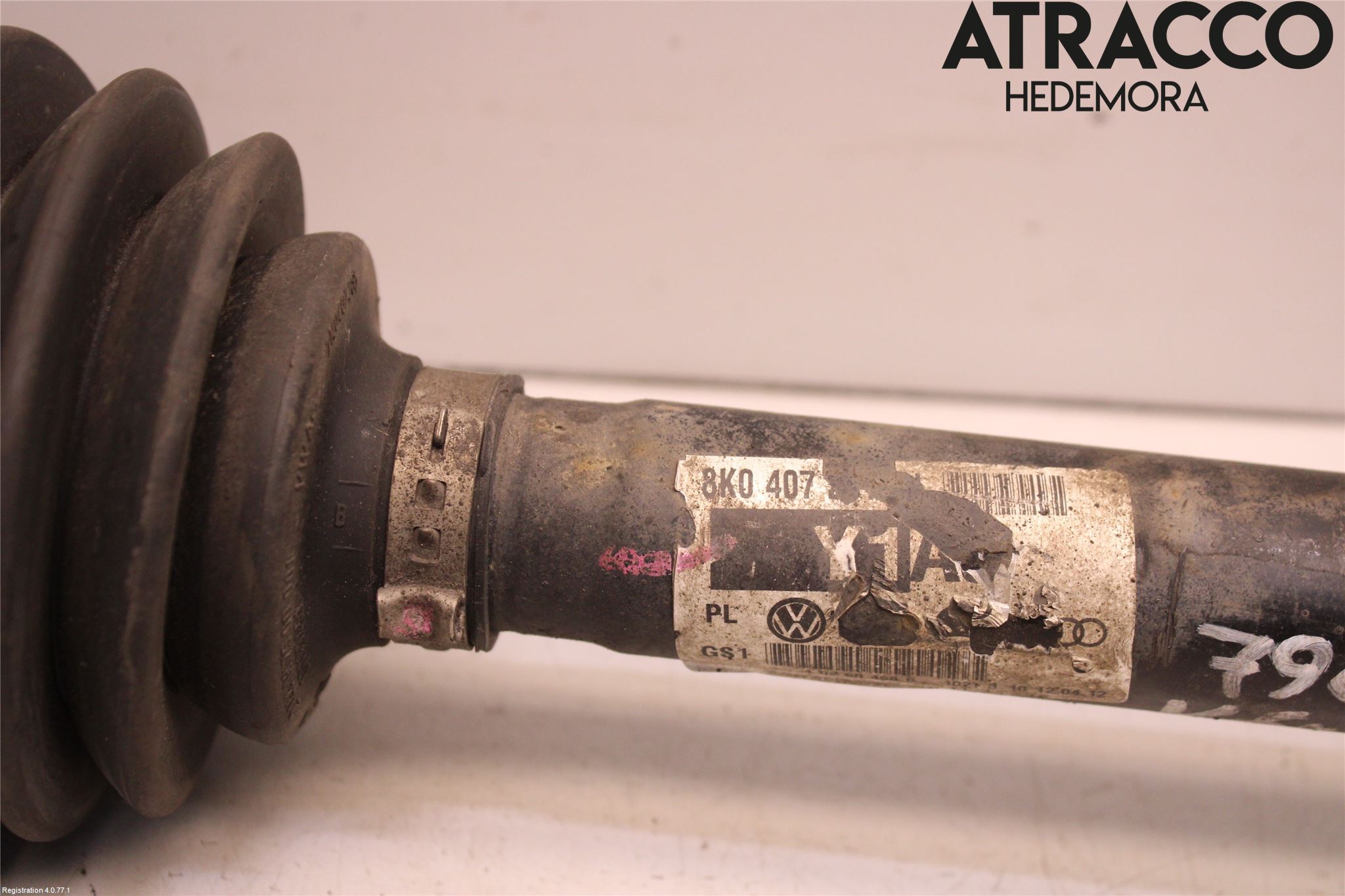 Audi A4 12-15 Drivaxel Fram Vänster