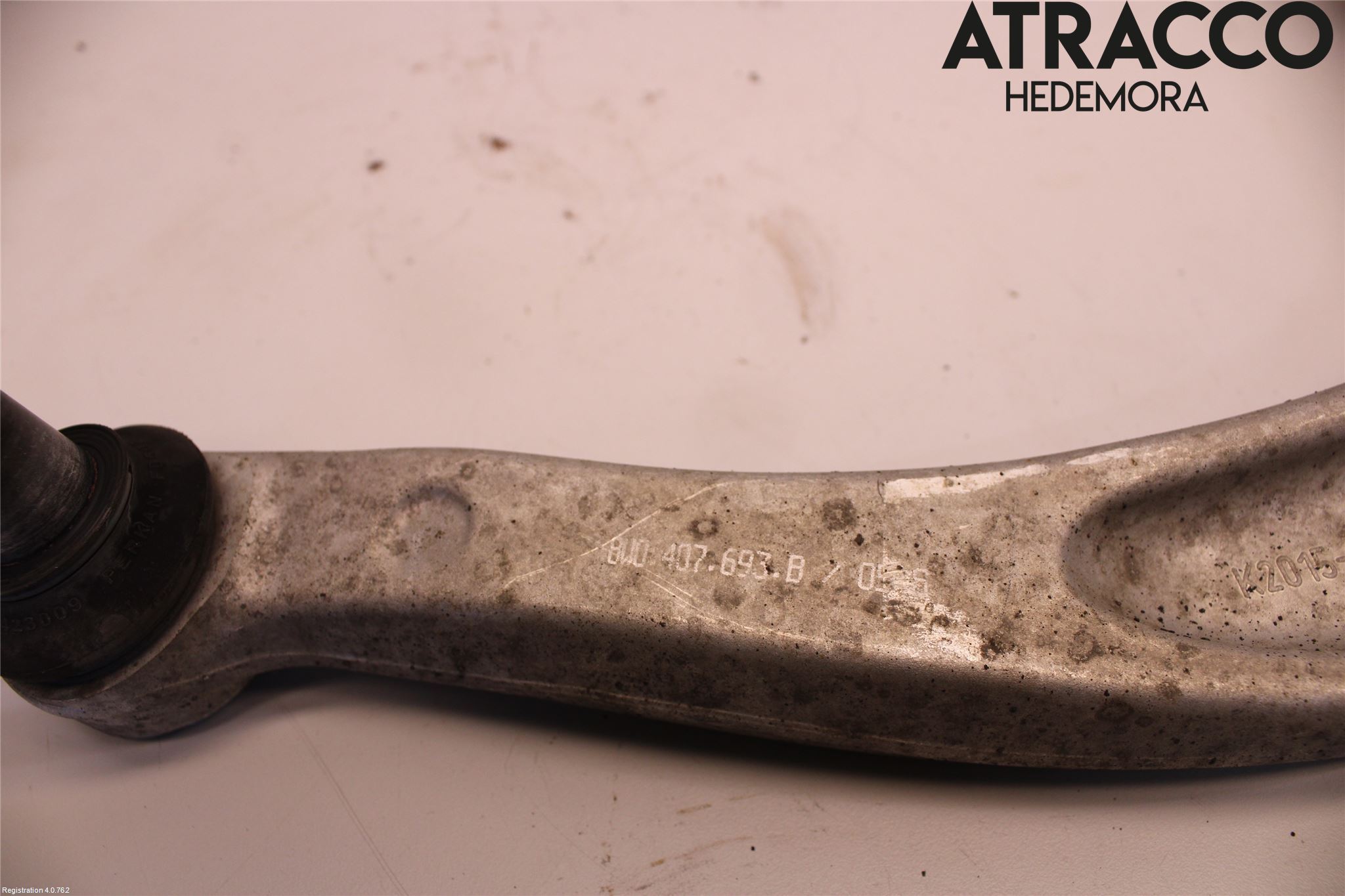 Audi A4/S4 B9 16-19 Bärarm Fram Undre Vä