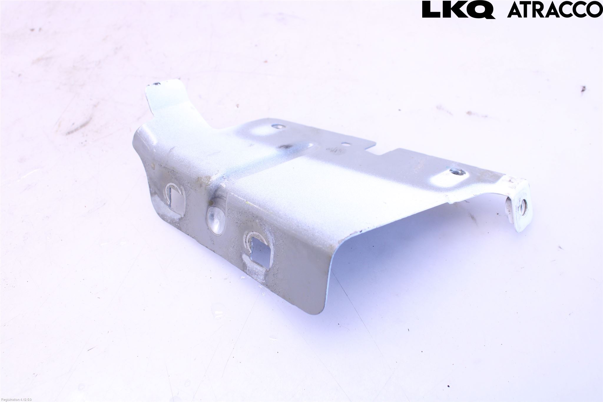 Renault MASTER III 20-24 Skärmfäste Fram Vä