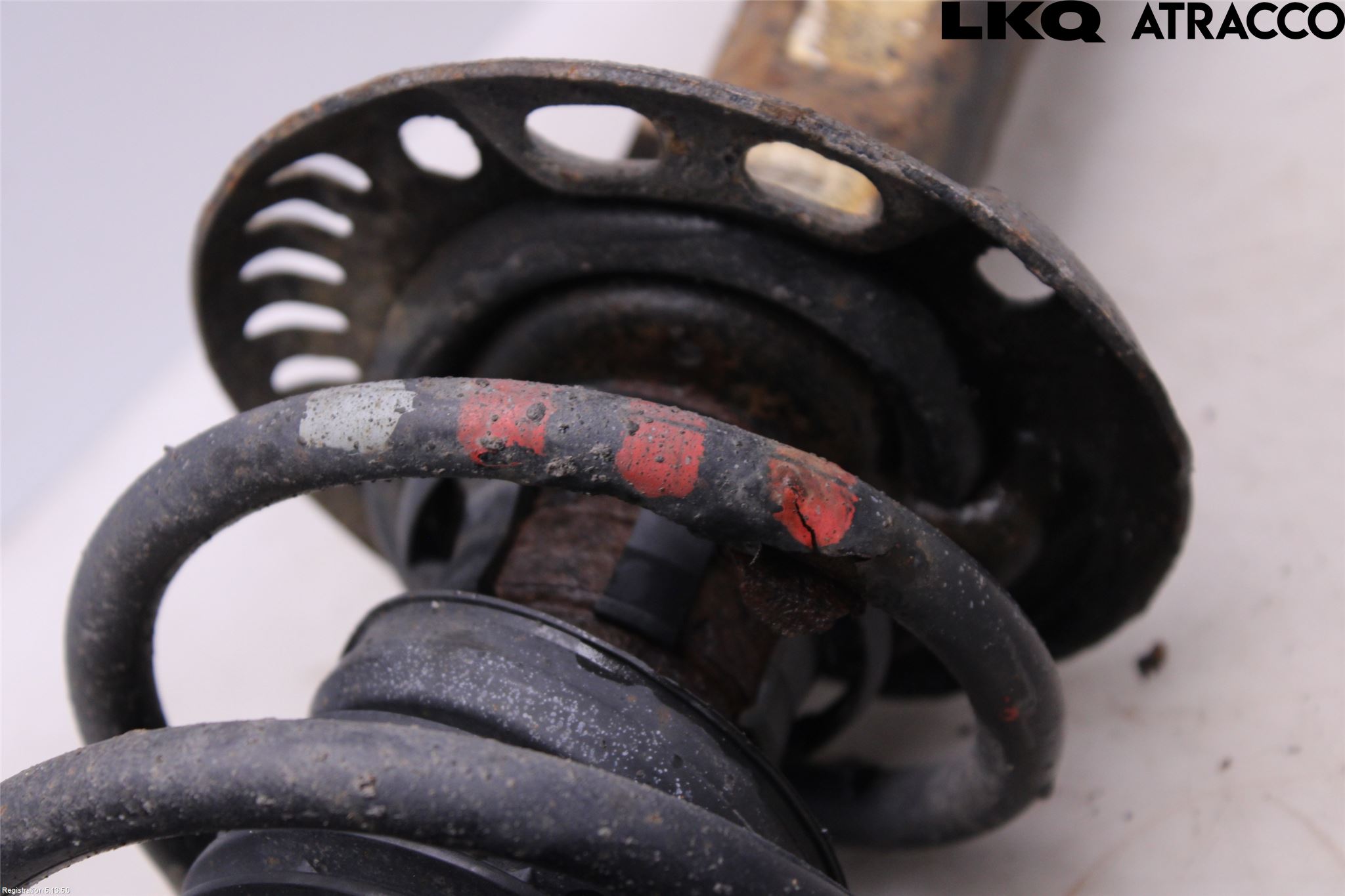 Volkswagen VW GOLF VI 09-13 Fjäderben Fram Vänster