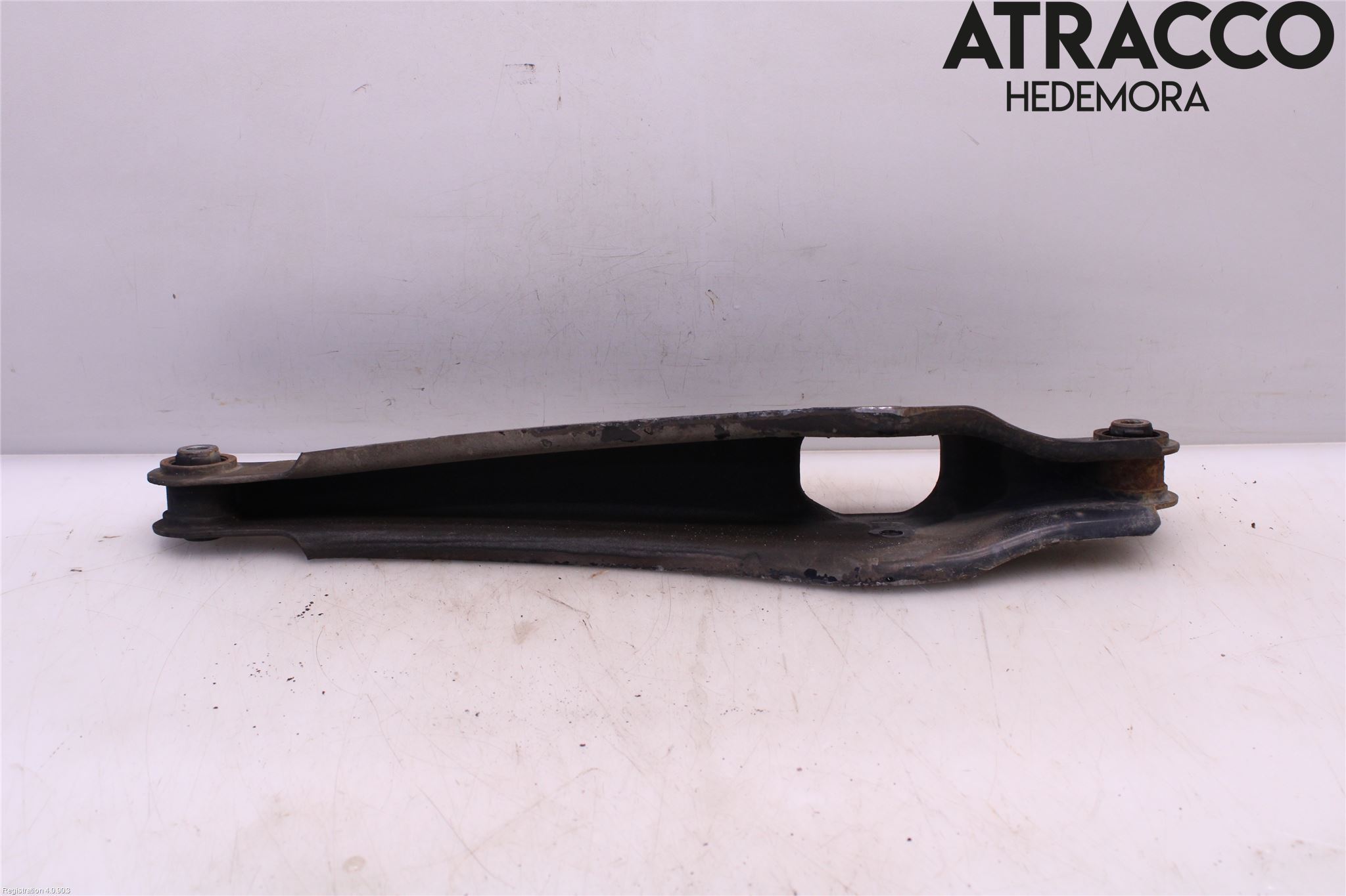 Mitsubishi OUTLANDER 13-21 Bärarm Bak Höger