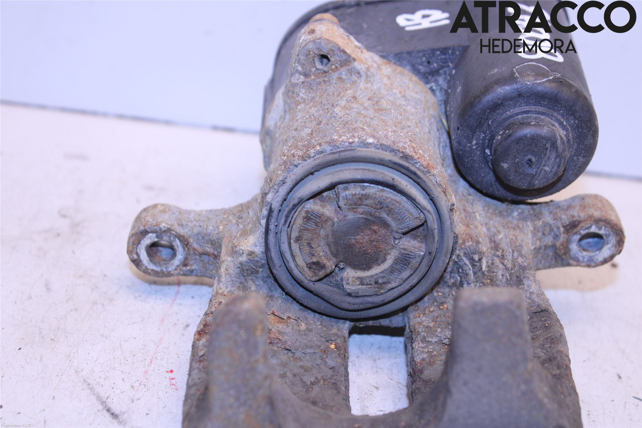 Audi Q3 8U 12-18 Bromsok Bak Höger