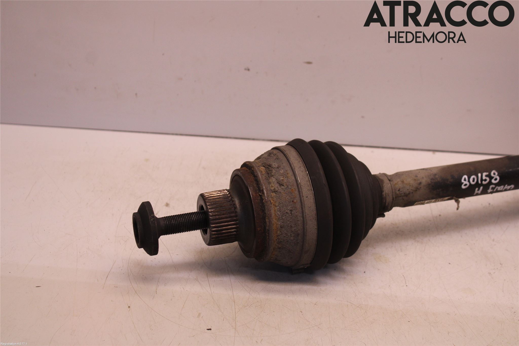 Audi A4/S4 08-11 Drivaxel Fram Höger