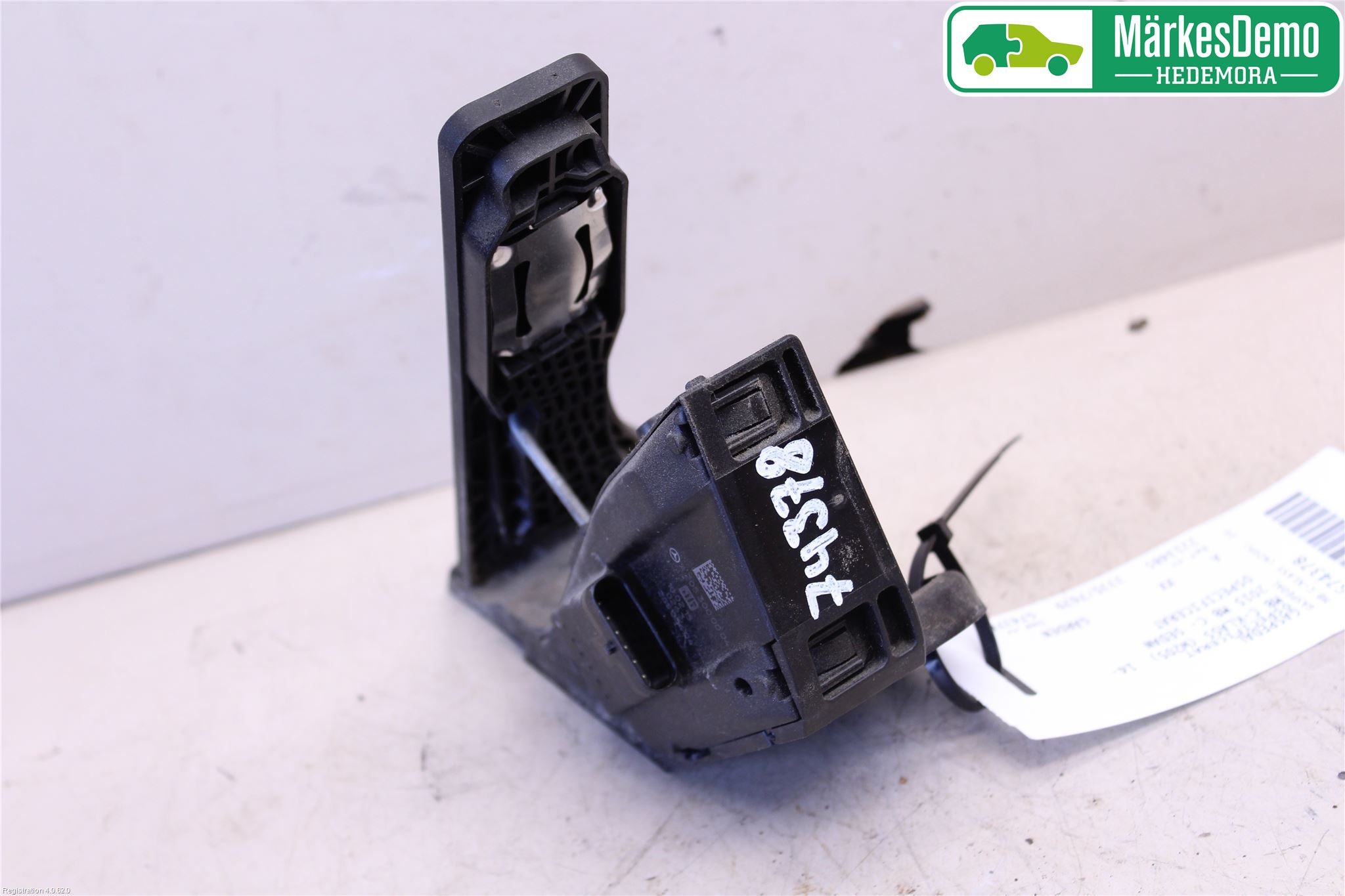 Mercedes-Benz MB C-KLASS (W205) 14-21 Gaspedal