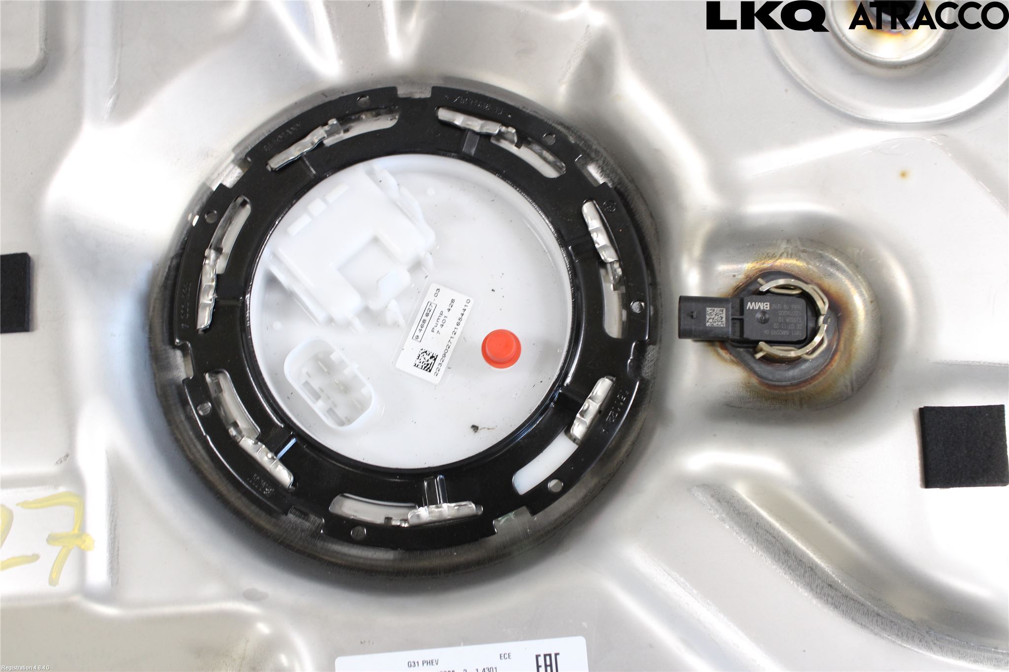 BMW 5 G30/G31/F90 17-23 Bränsletank