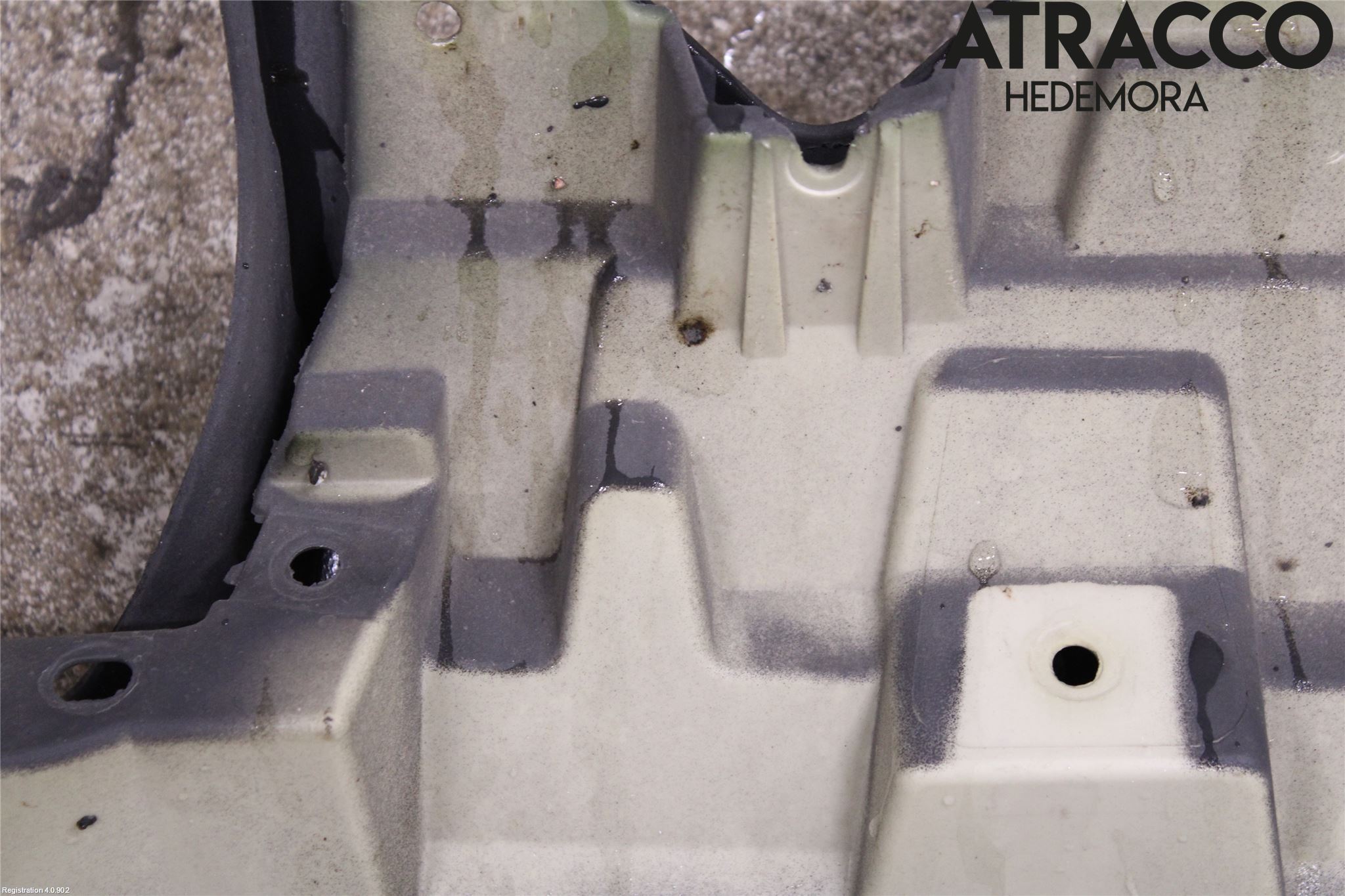 Dodge  Stötfångarbeklädnad Bak