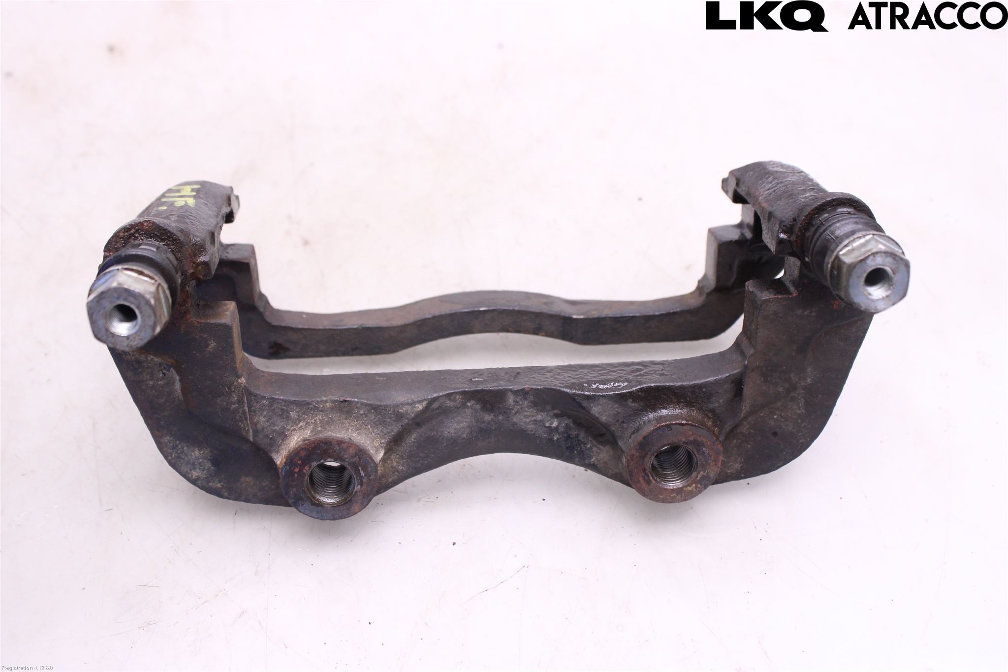 Nissan NAVARA 98-05 Bromsokshållare