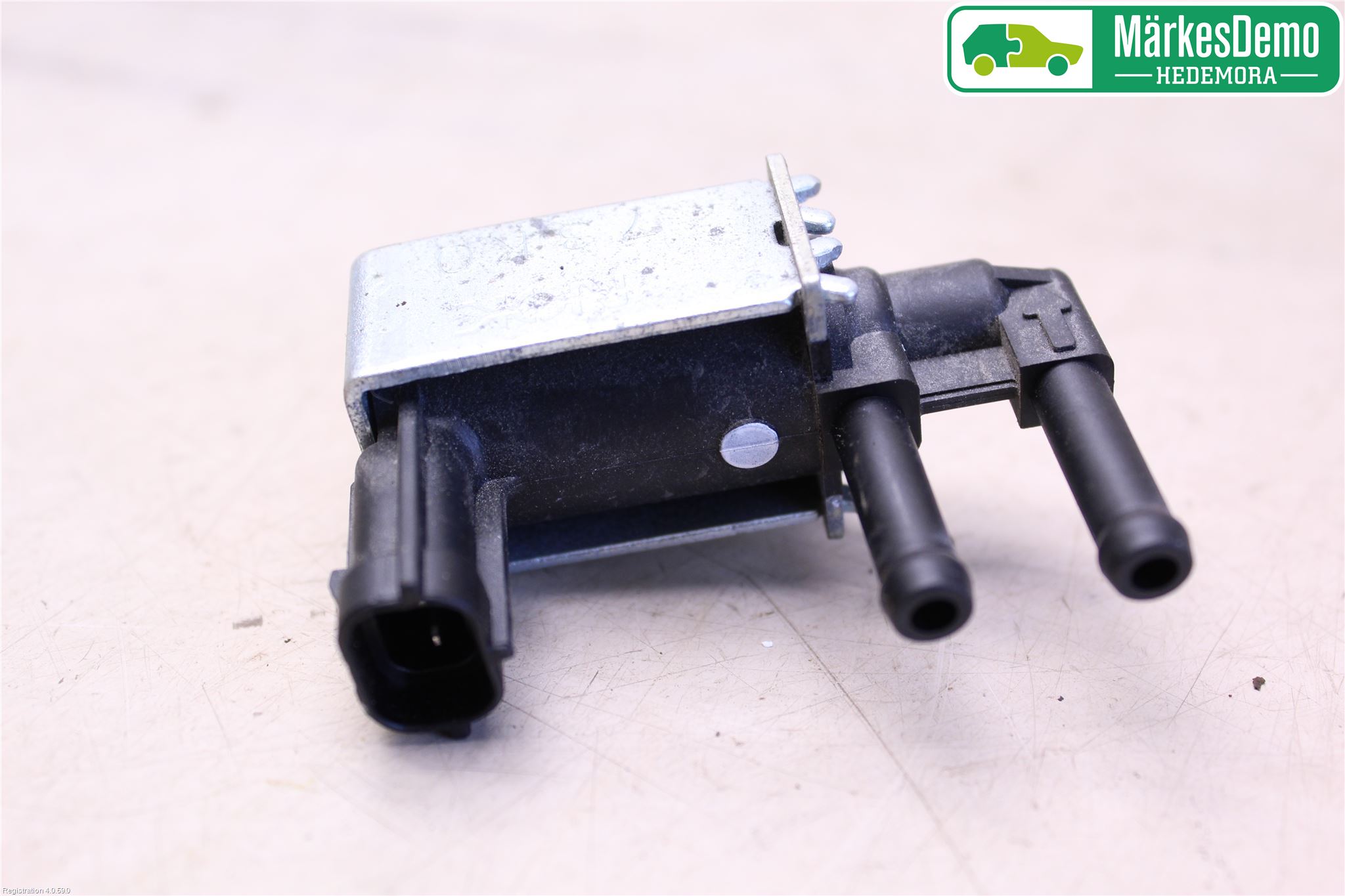 Suzuki SWIFT 11-16 Vakuumventil