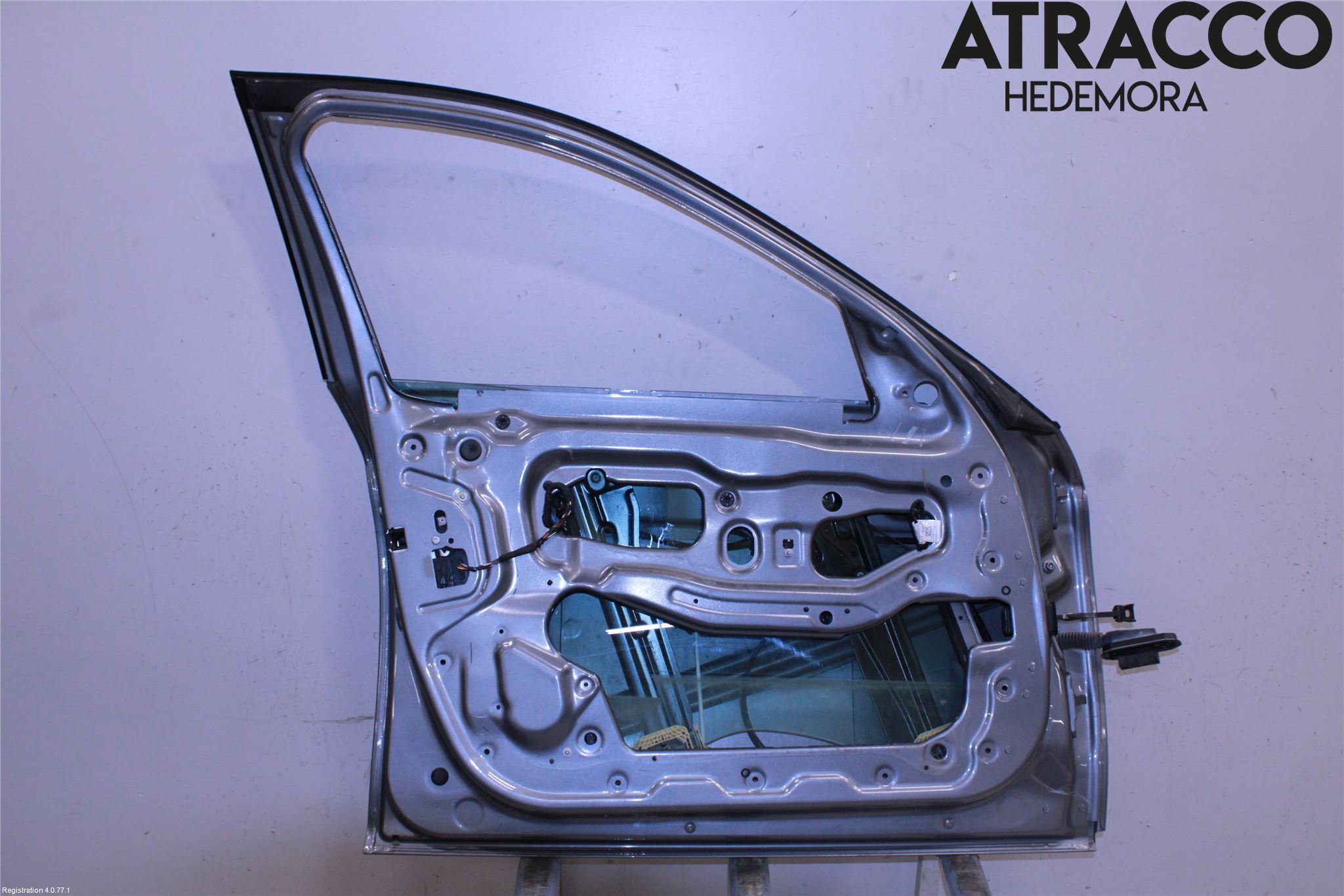 BMW 5 F10/F11/F18 09-17 Dörr Fram Vänster